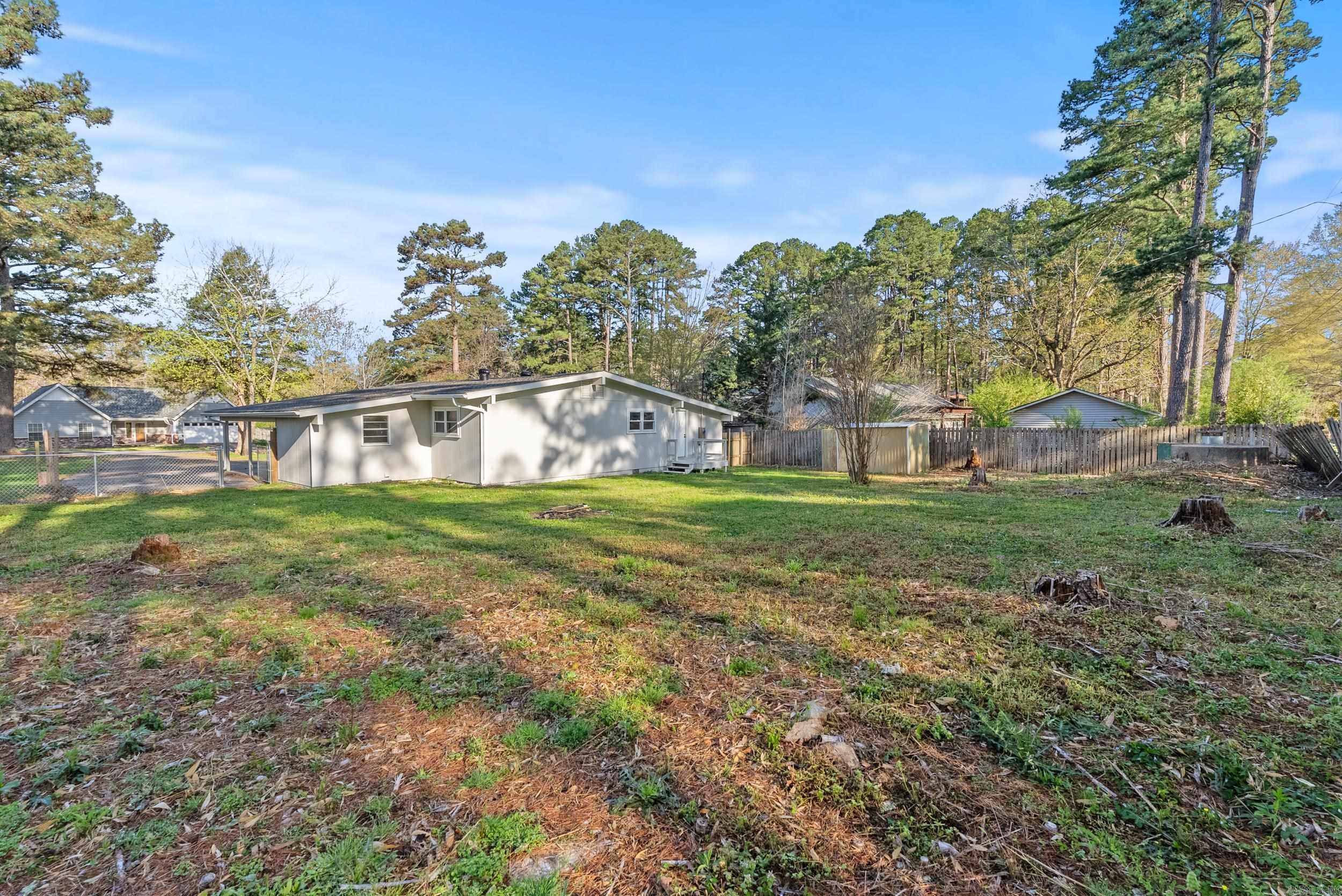2323 Pinewoood  Heber Springs, AR