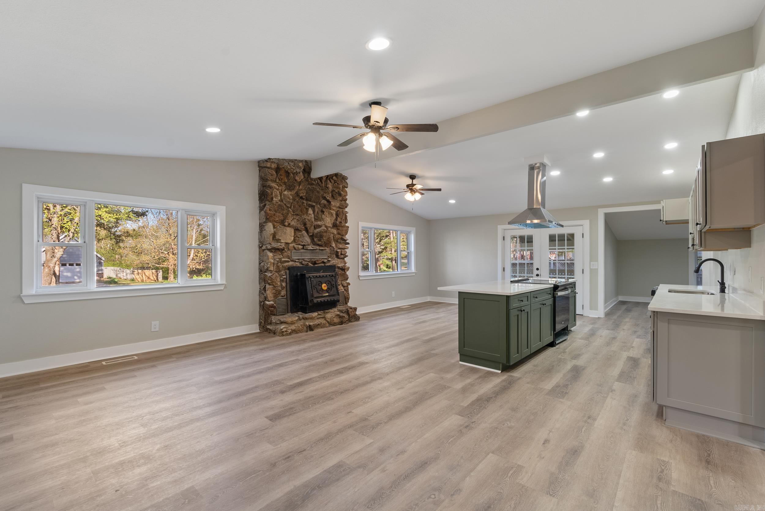 2323 Pinewoood  Heber Springs, AR