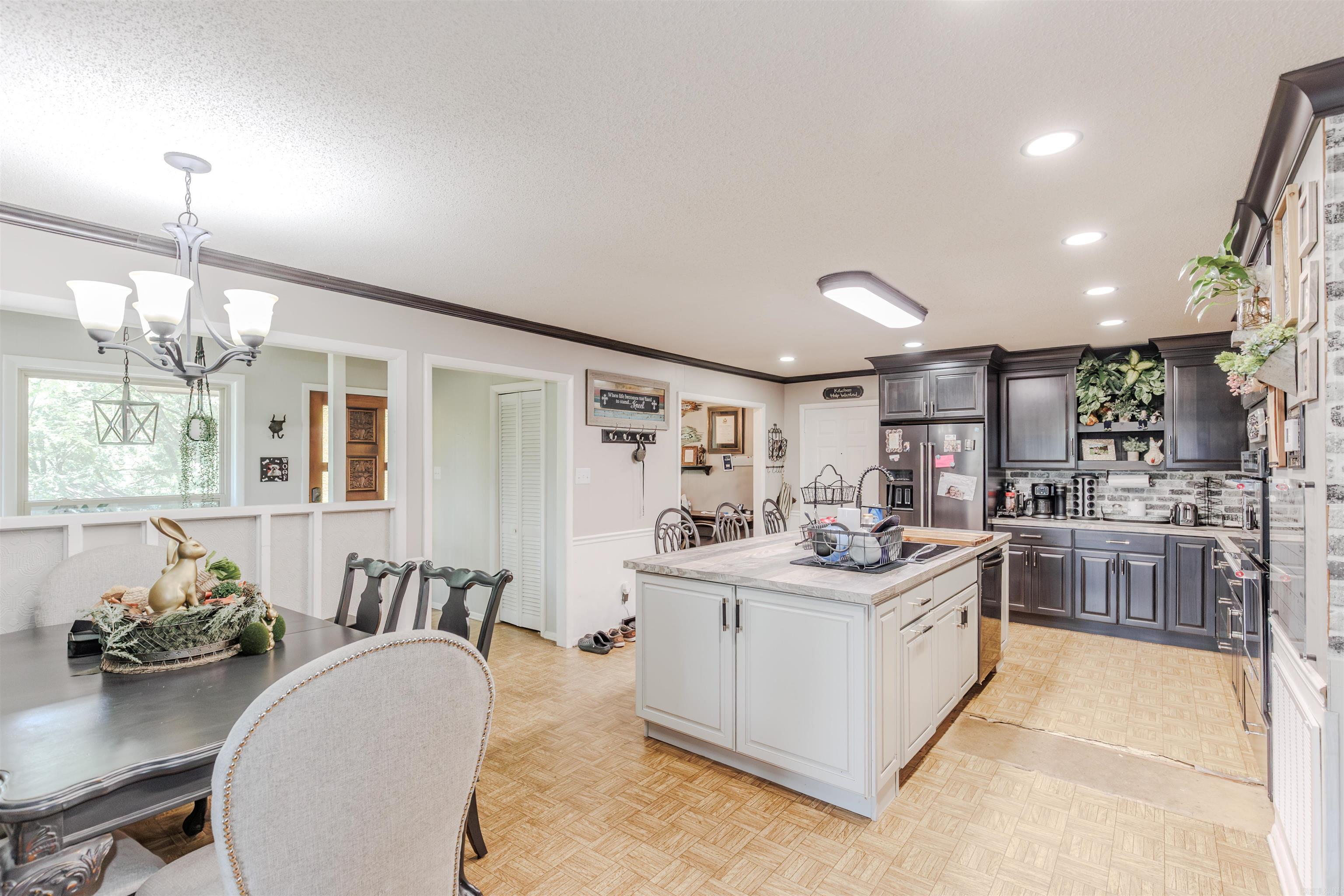 1717 N Fourche  Perryville, AR