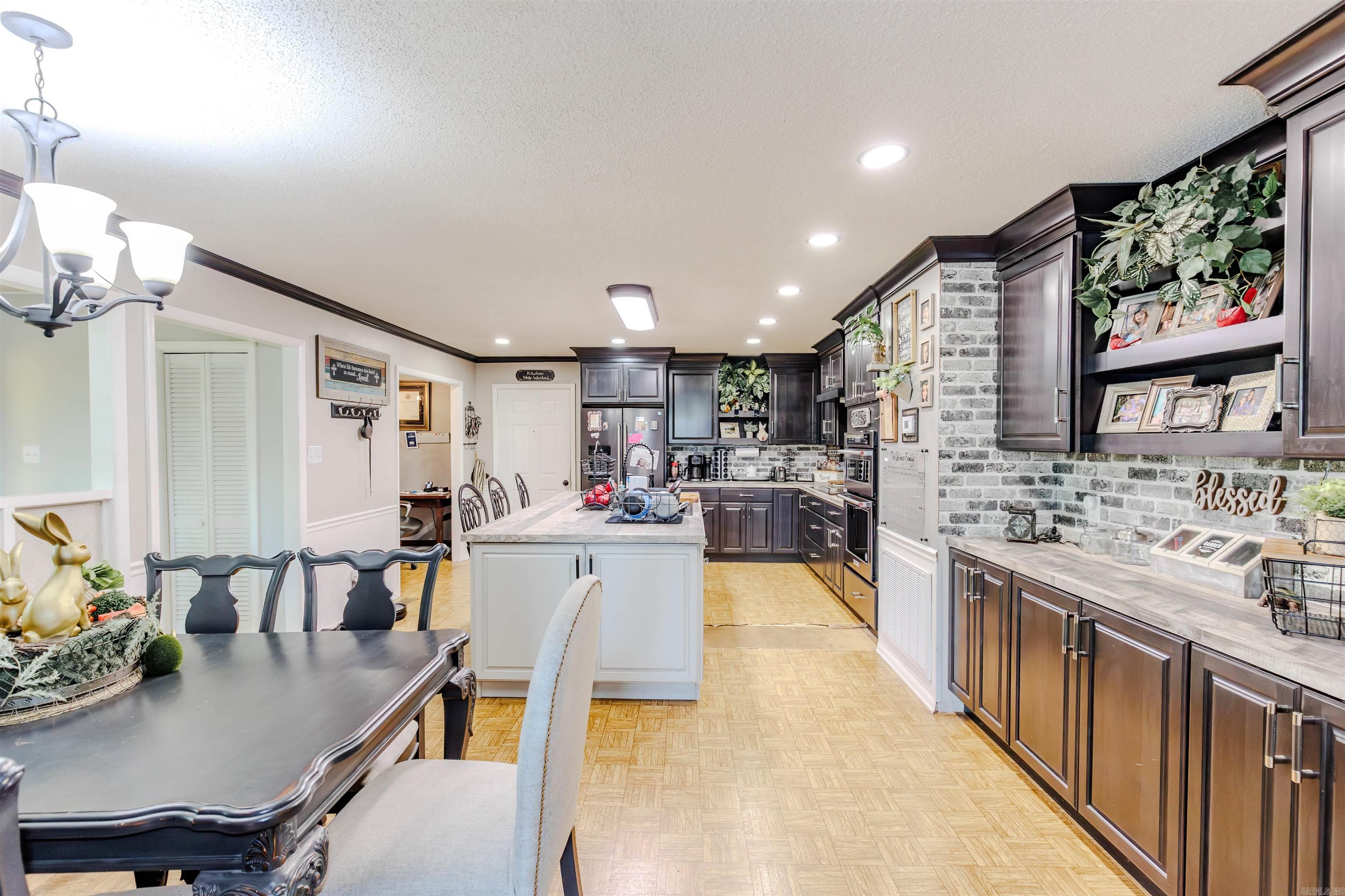 1717 N Fourche  Perryville, AR