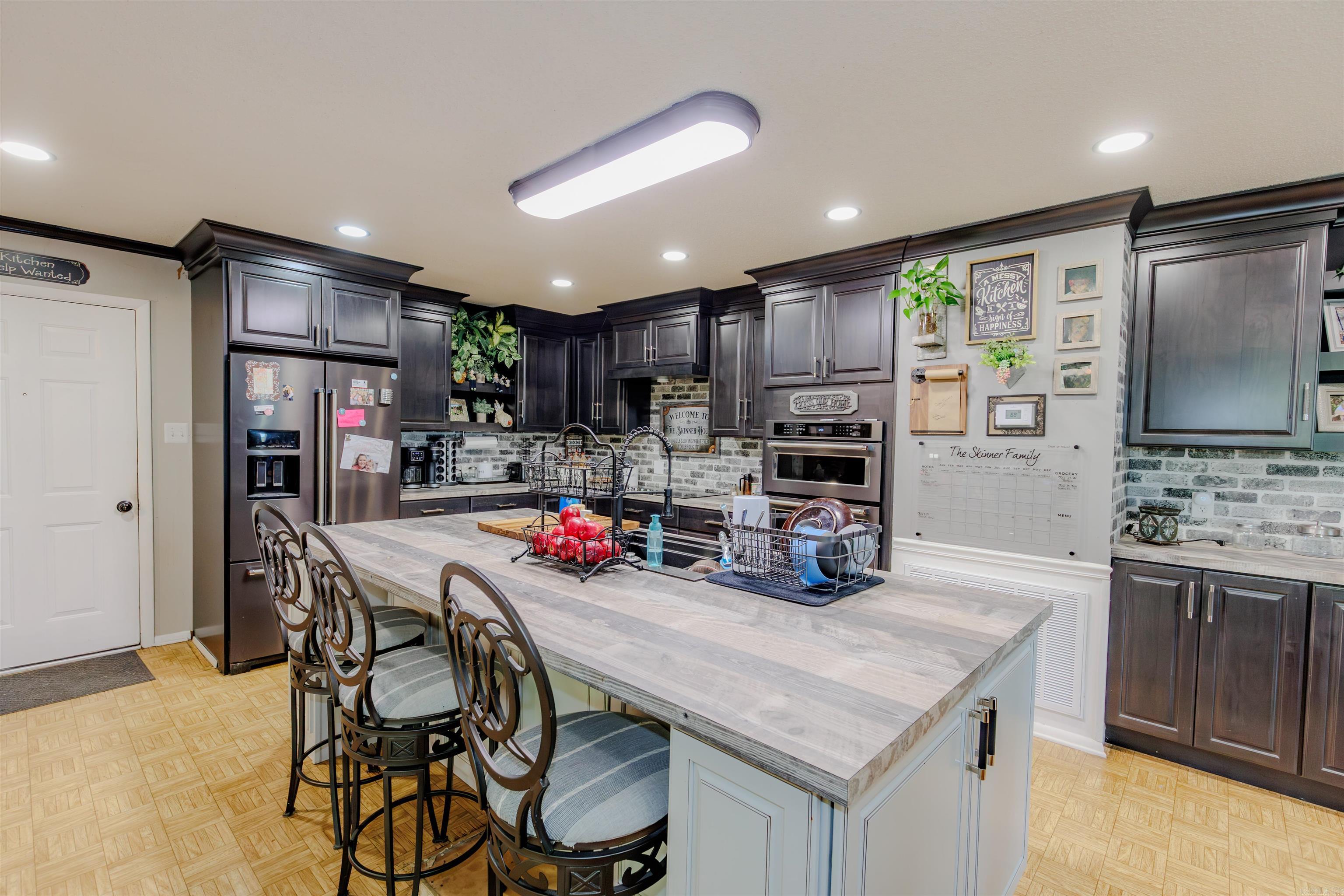 1717 N Fourche  Perryville, AR