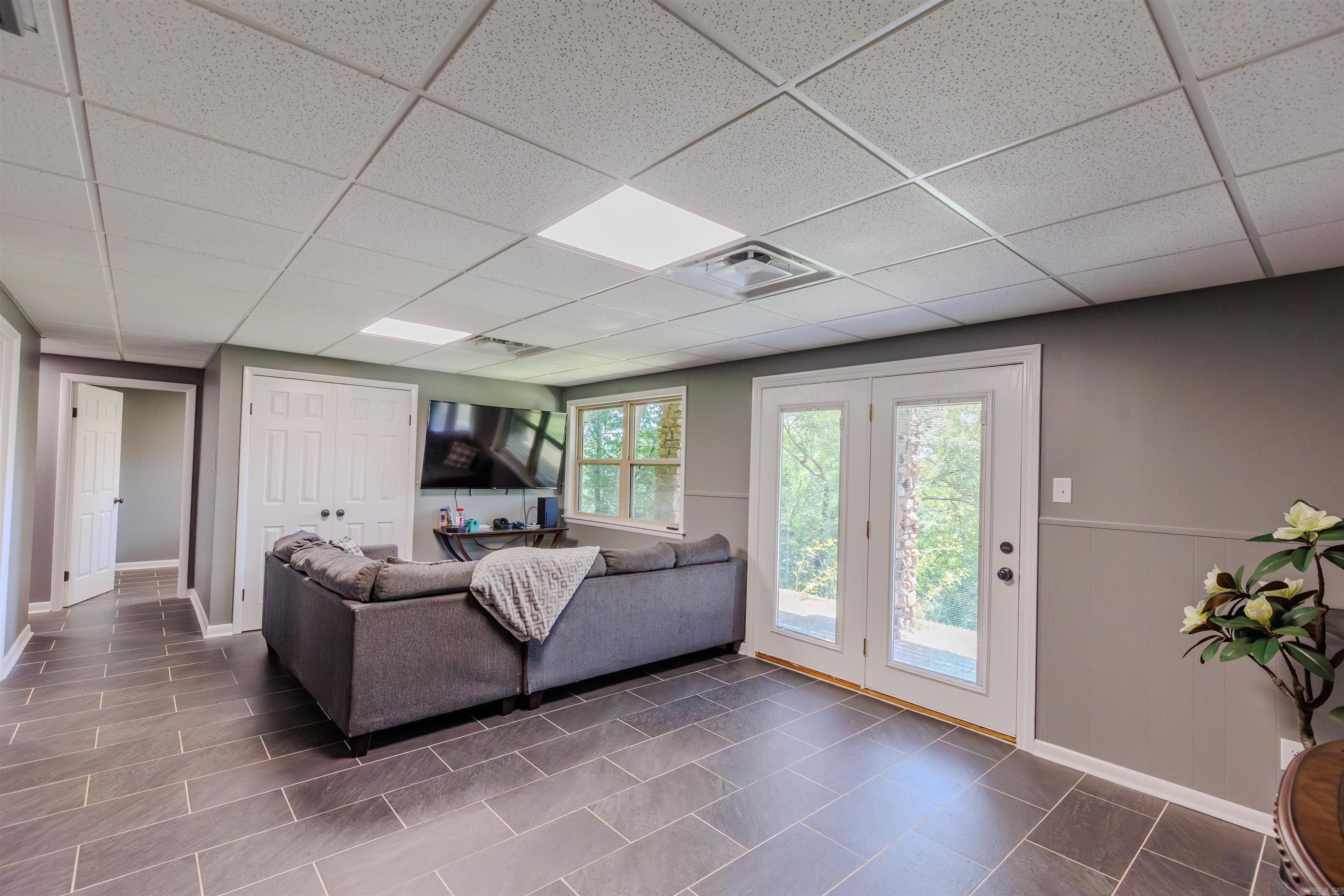 1717 N Fourche  Perryville, AR