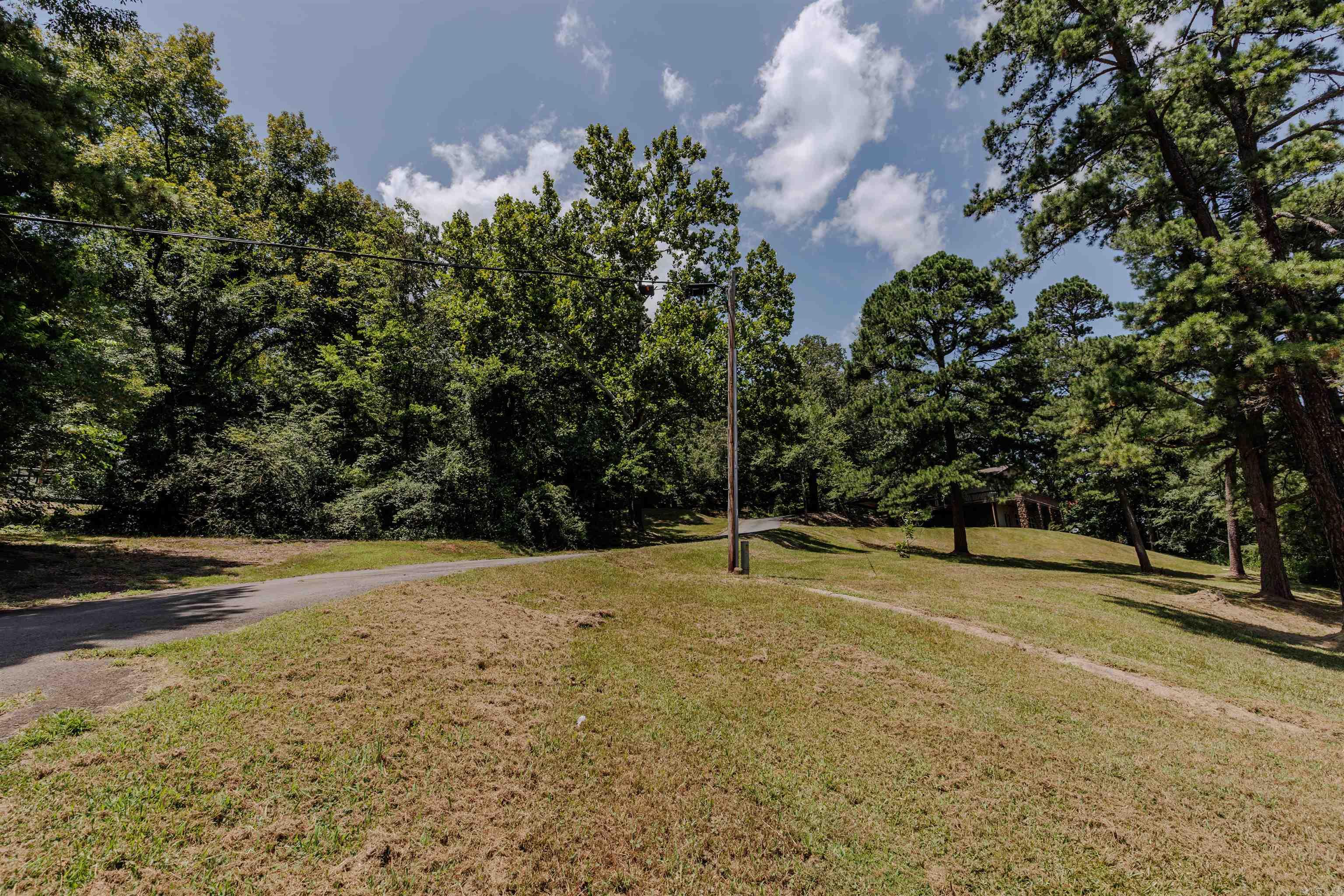 1717 N Fourche  Perryville, AR