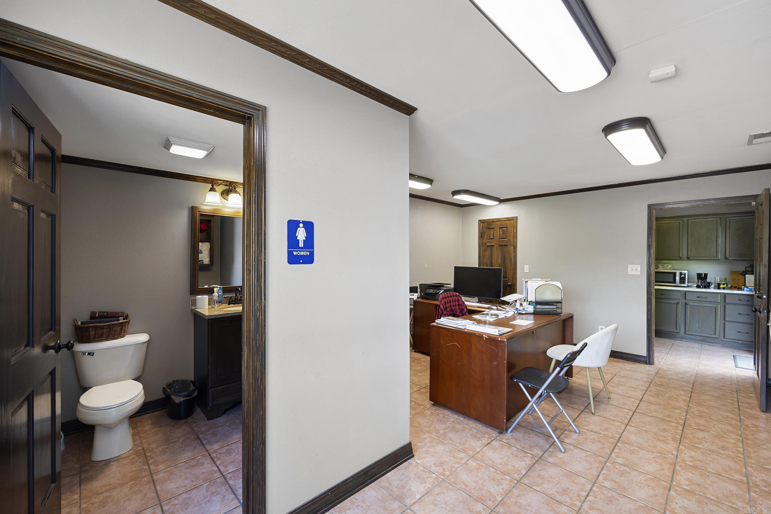 8411 US 64  Russellville, AR