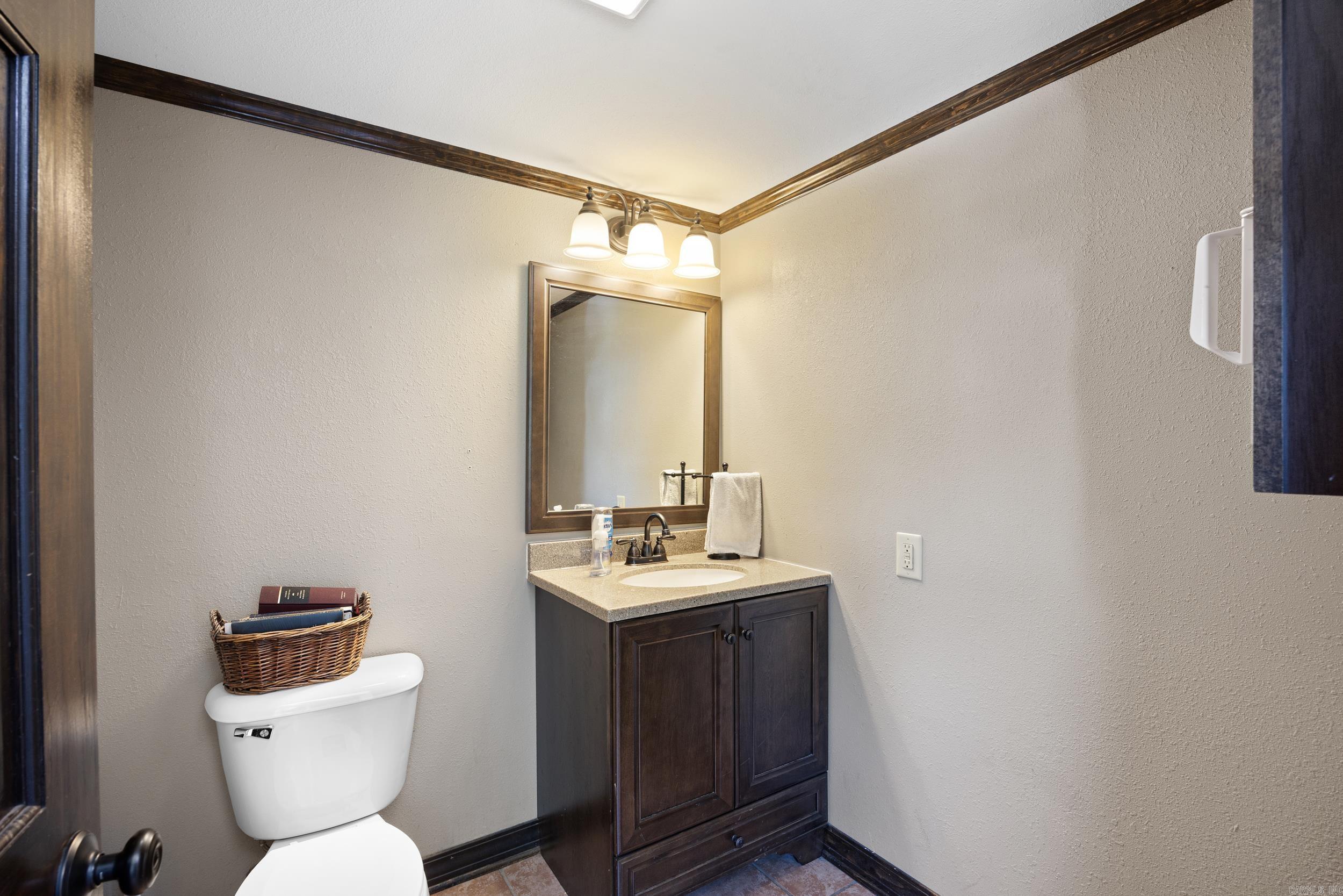 8411 US 64  Russellville, AR