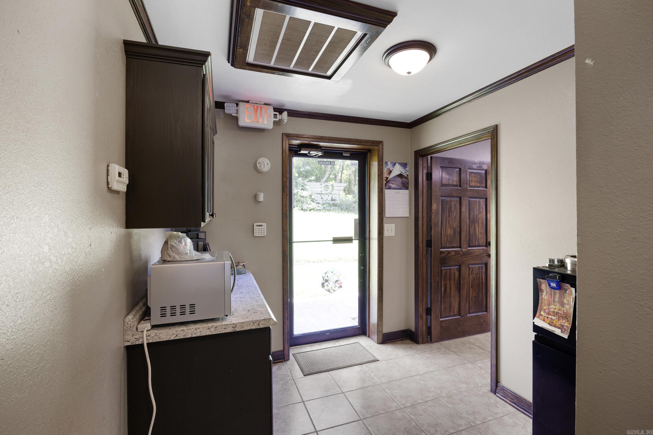 8411 US 64  Russellville, AR