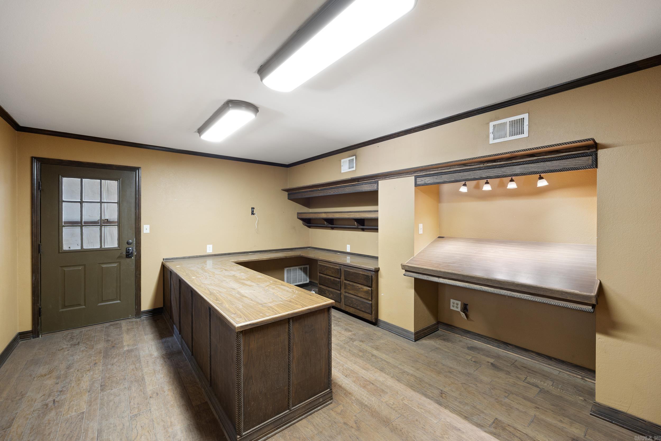 8411 US 64  Russellville, AR