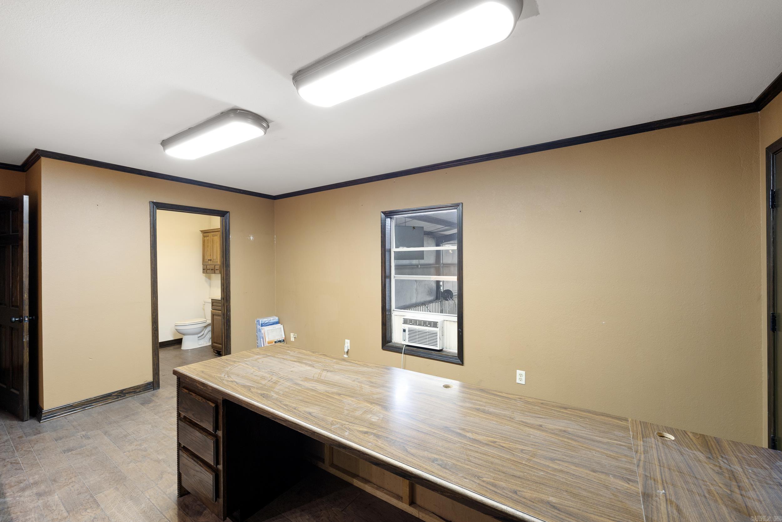 8411 US 64  Russellville, AR