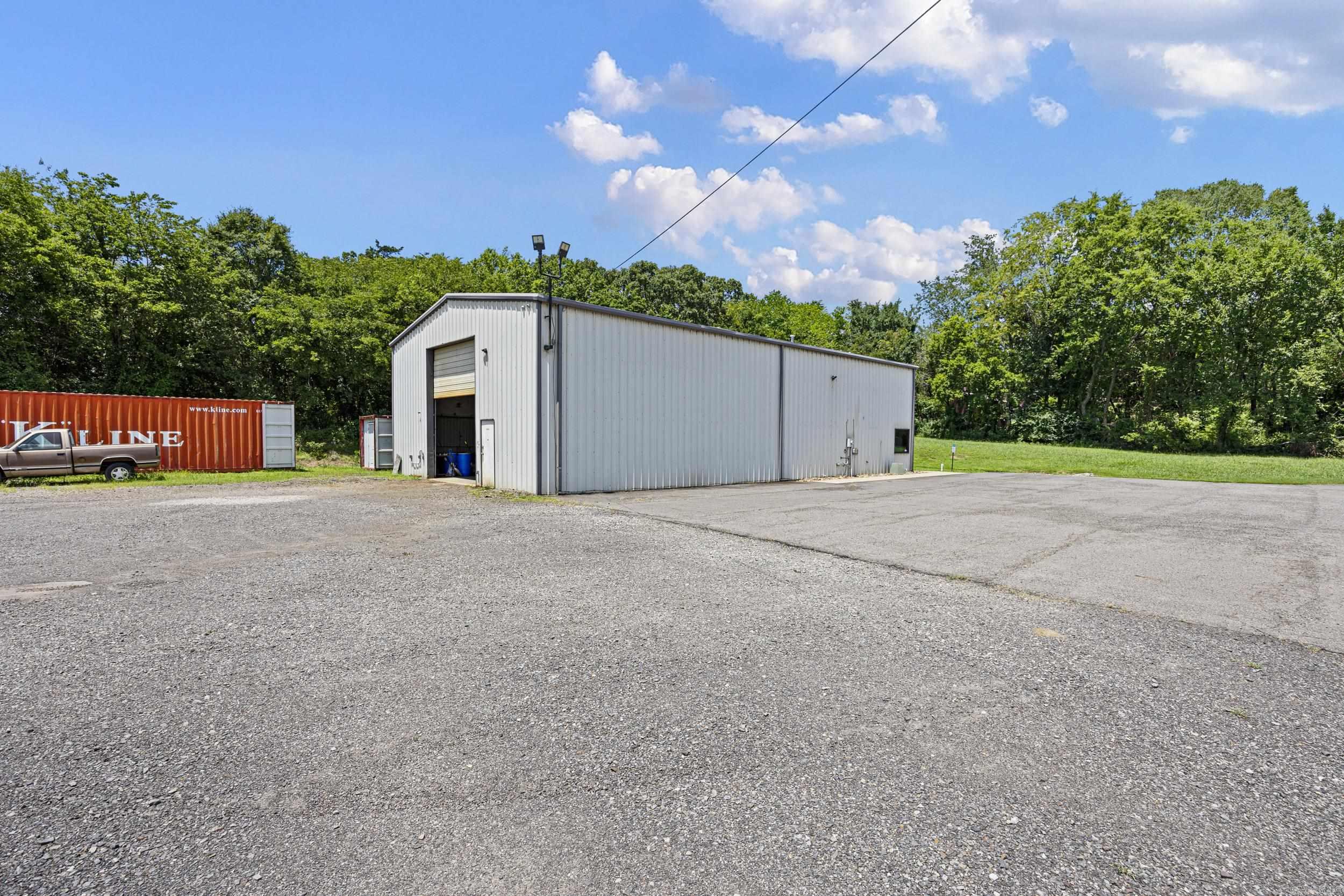 8411 US 64  Russellville, AR