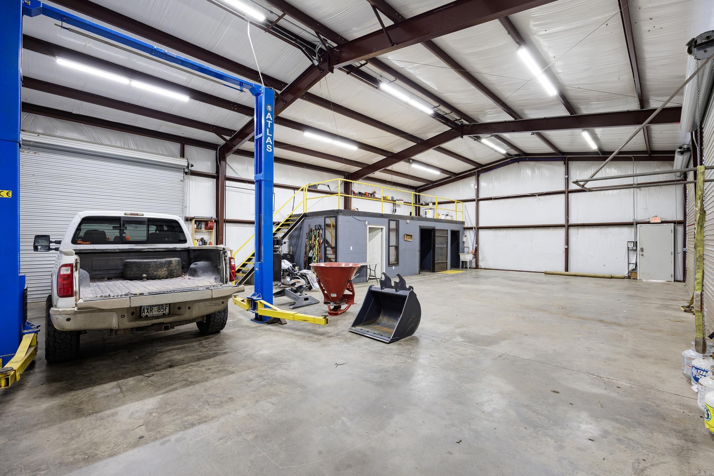 8411 US 64  Russellville, AR