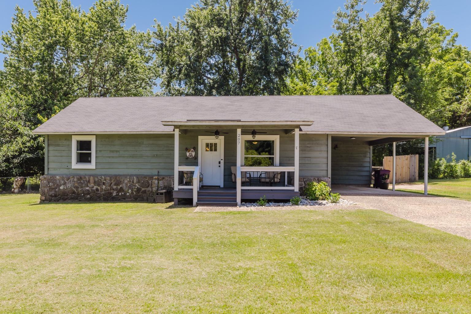 207 Elaine  Benton, AR