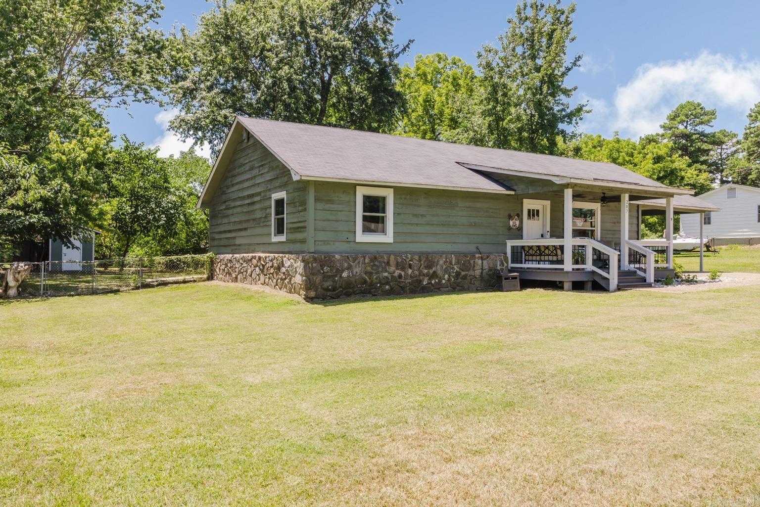 207 Elaine  Benton, AR