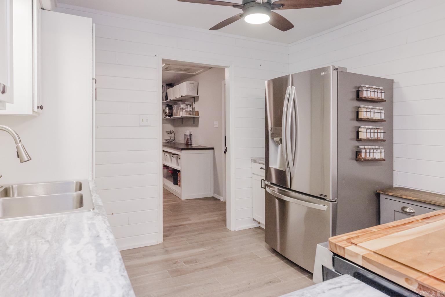 207 Elaine  Benton, AR