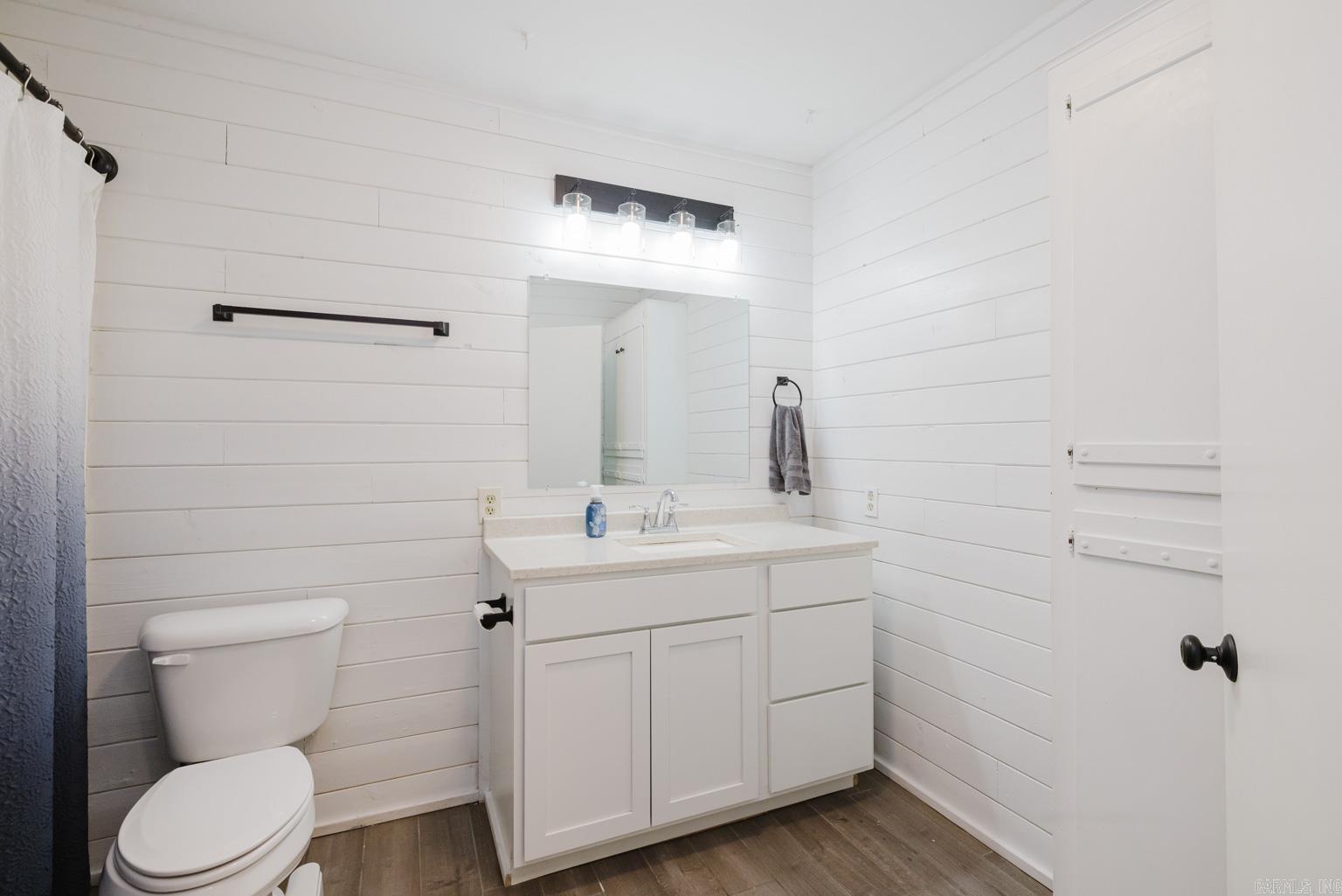 207 Elaine  Benton, AR