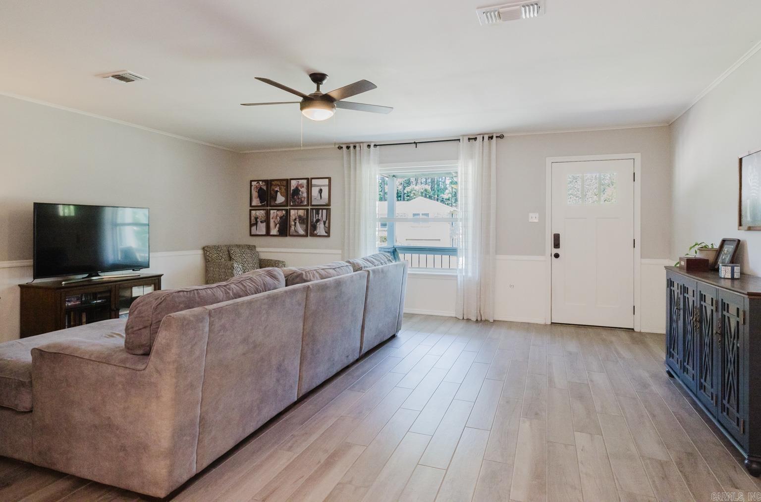 207 Elaine  Benton, AR