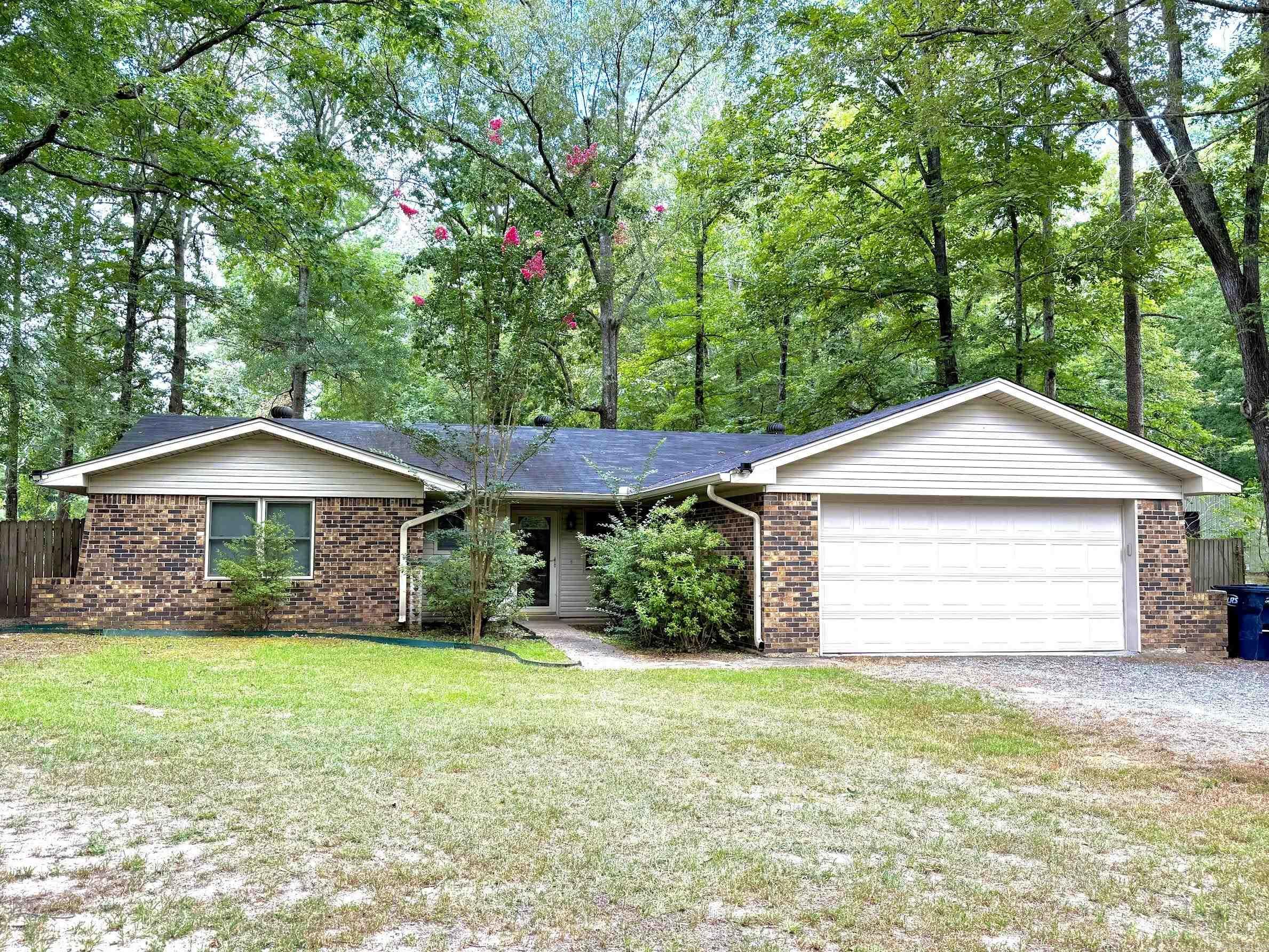 2508 Creekview Lane  White Hall, AR
