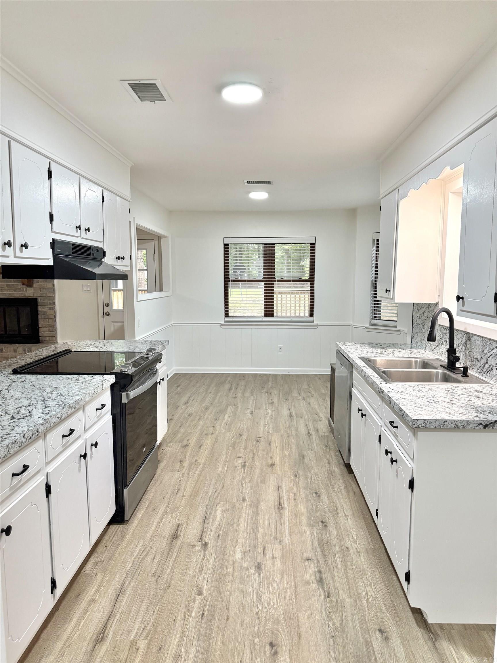 2508 Creekview Lane  White Hall, AR