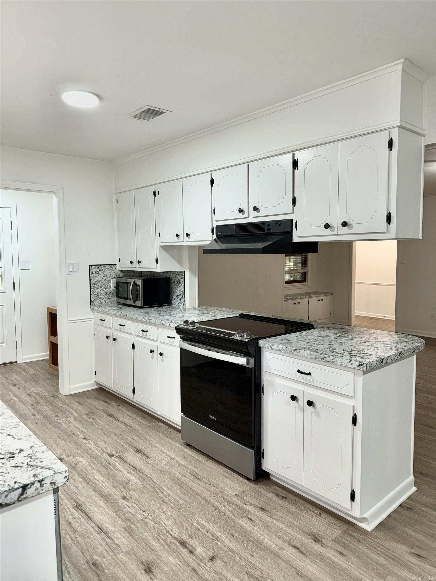 2508 Creekview Lane  White Hall, AR