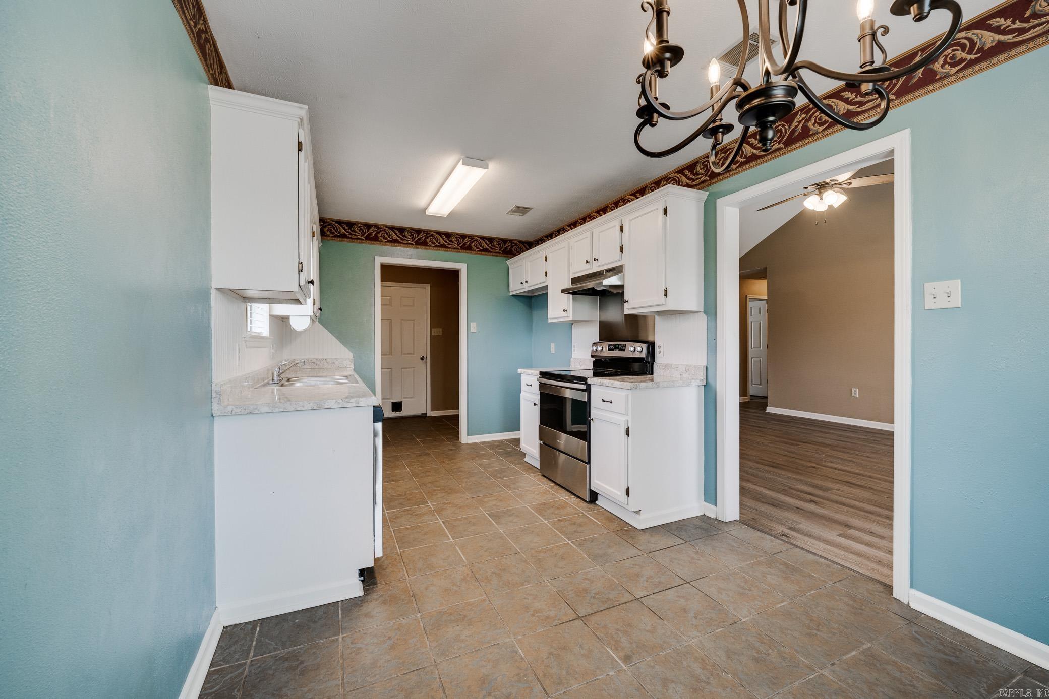 1415 Hathaway  Conway, AR