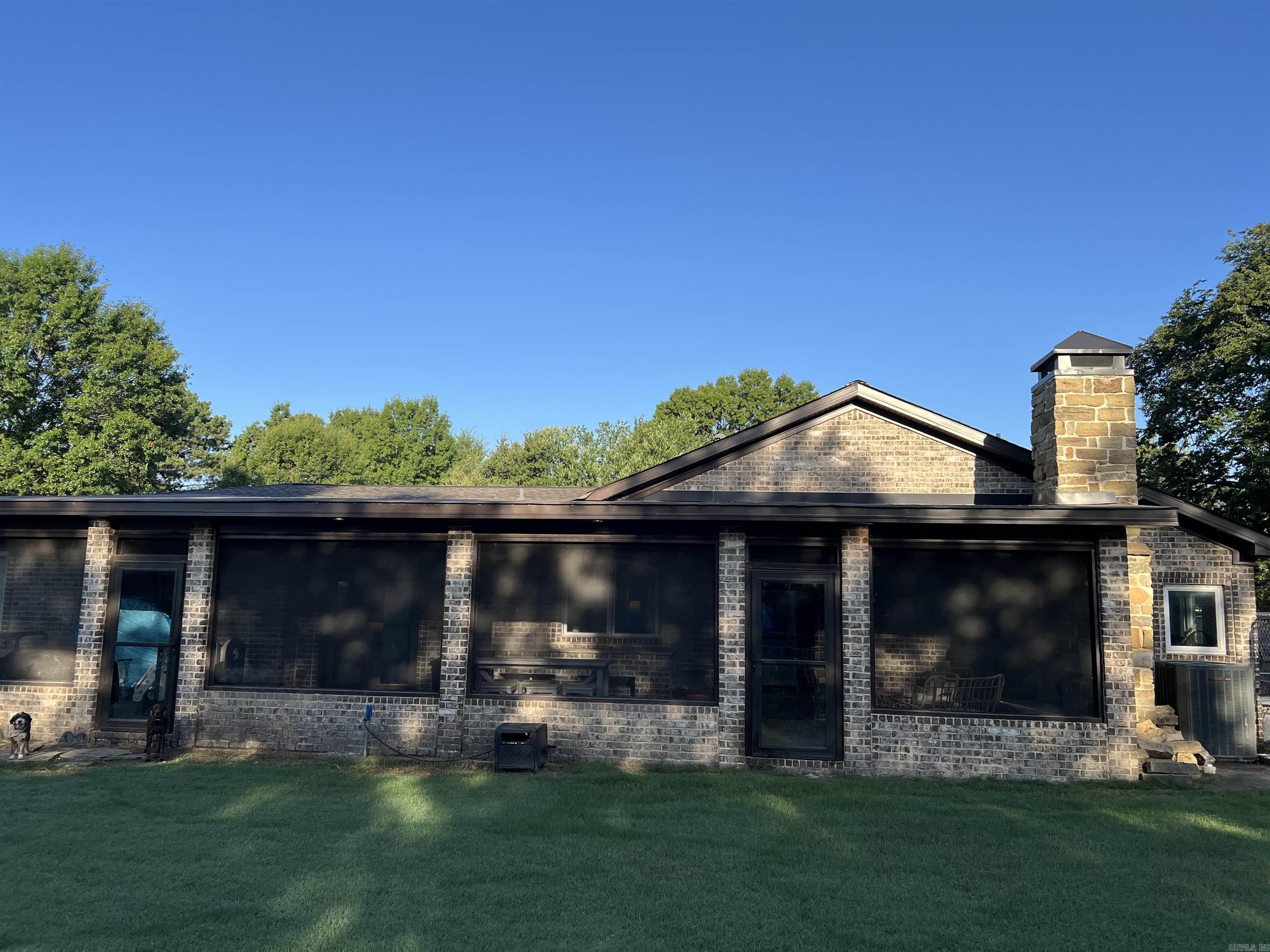 2119 COKER HAMPTON  Stuttgart, AR
