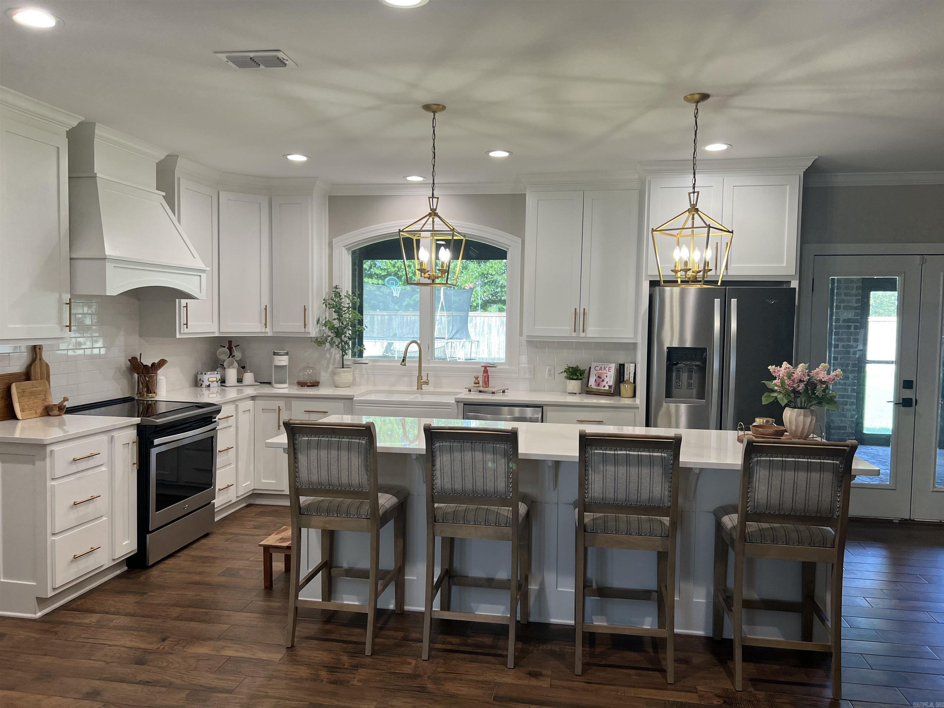 2119 COKER HAMPTON  Stuttgart, AR