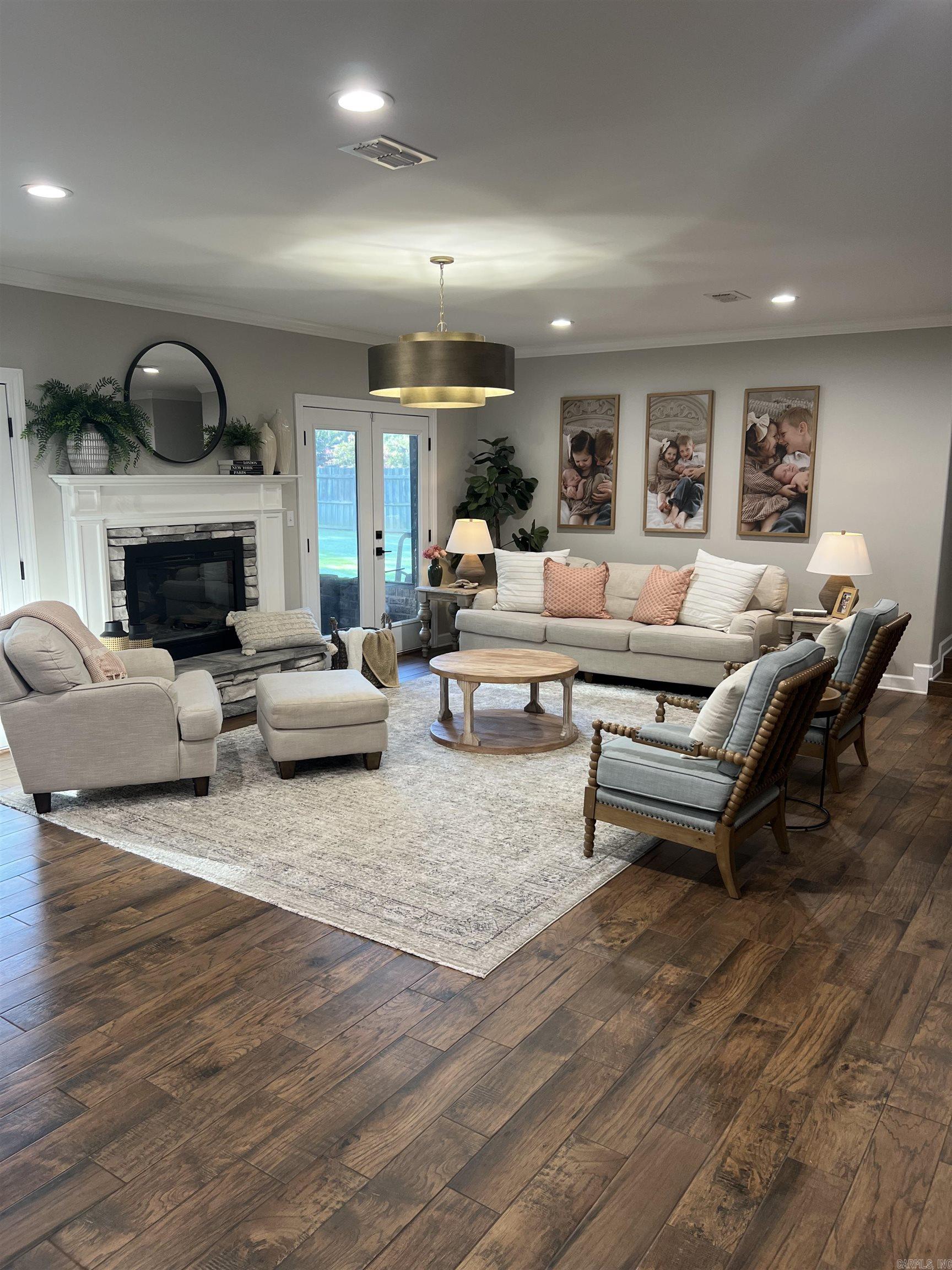 2119 COKER HAMPTON  Stuttgart, AR