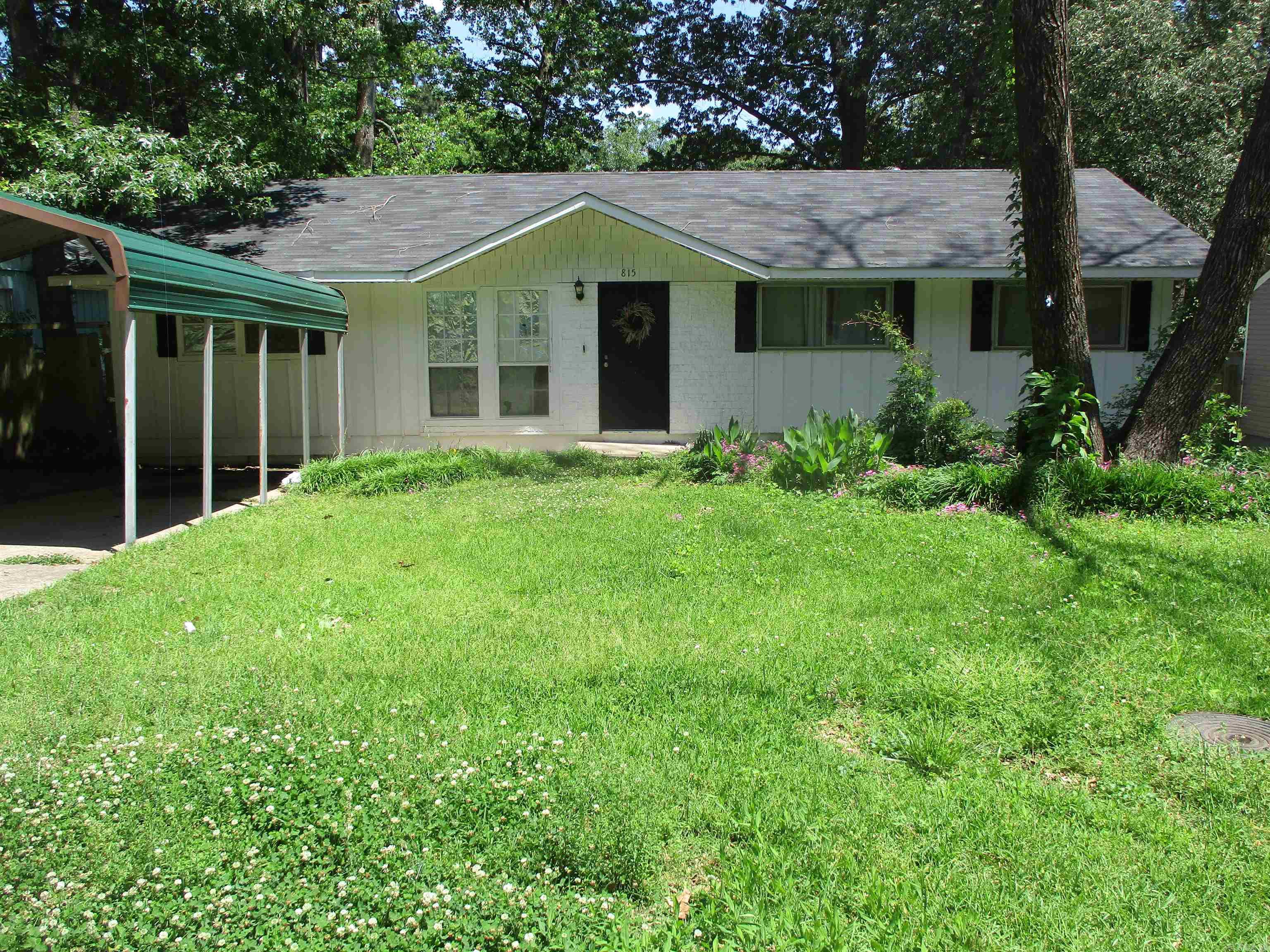 815 Desoto  Benton, AR