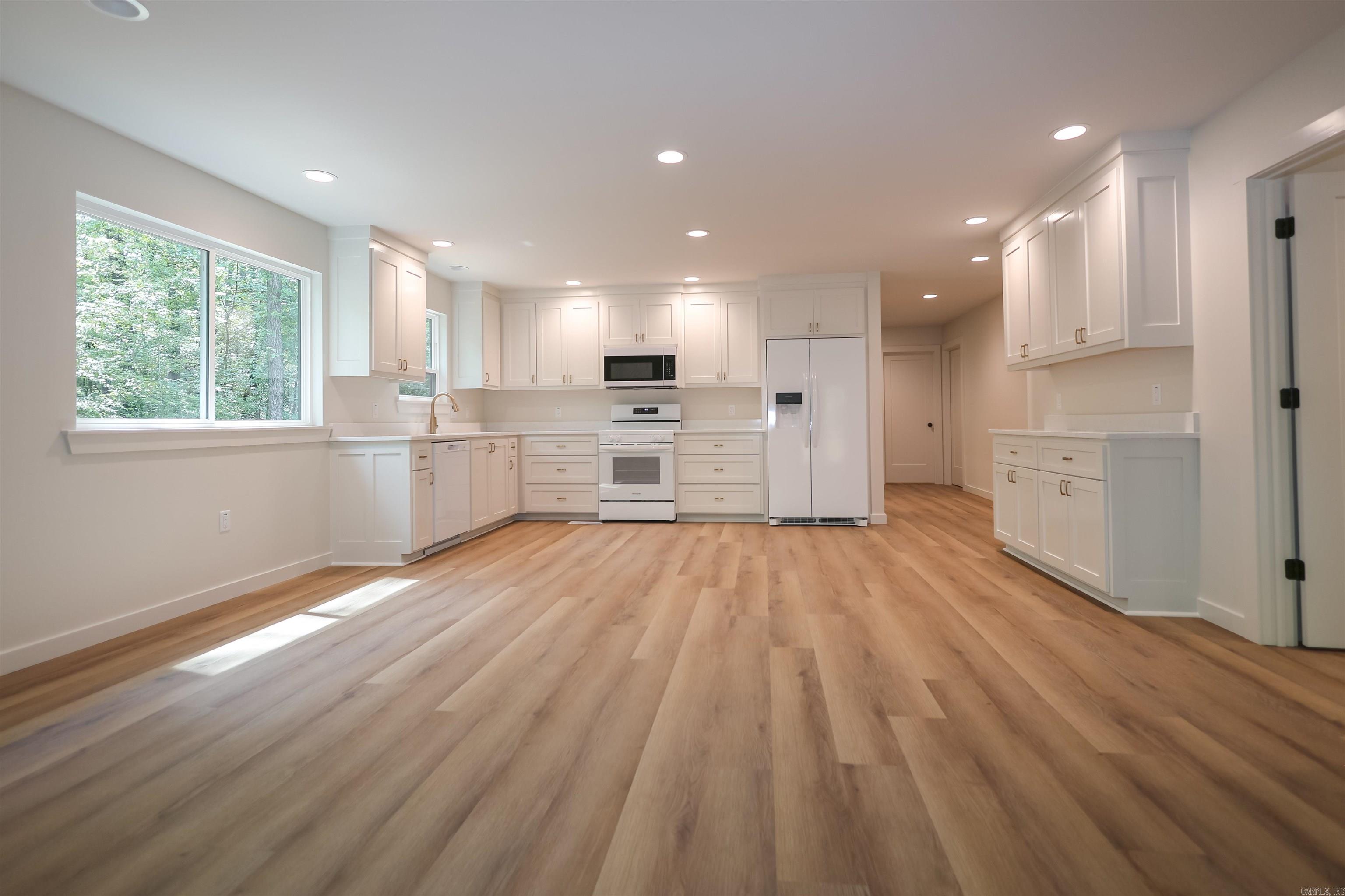 260 Hall  Mount Ida, AR