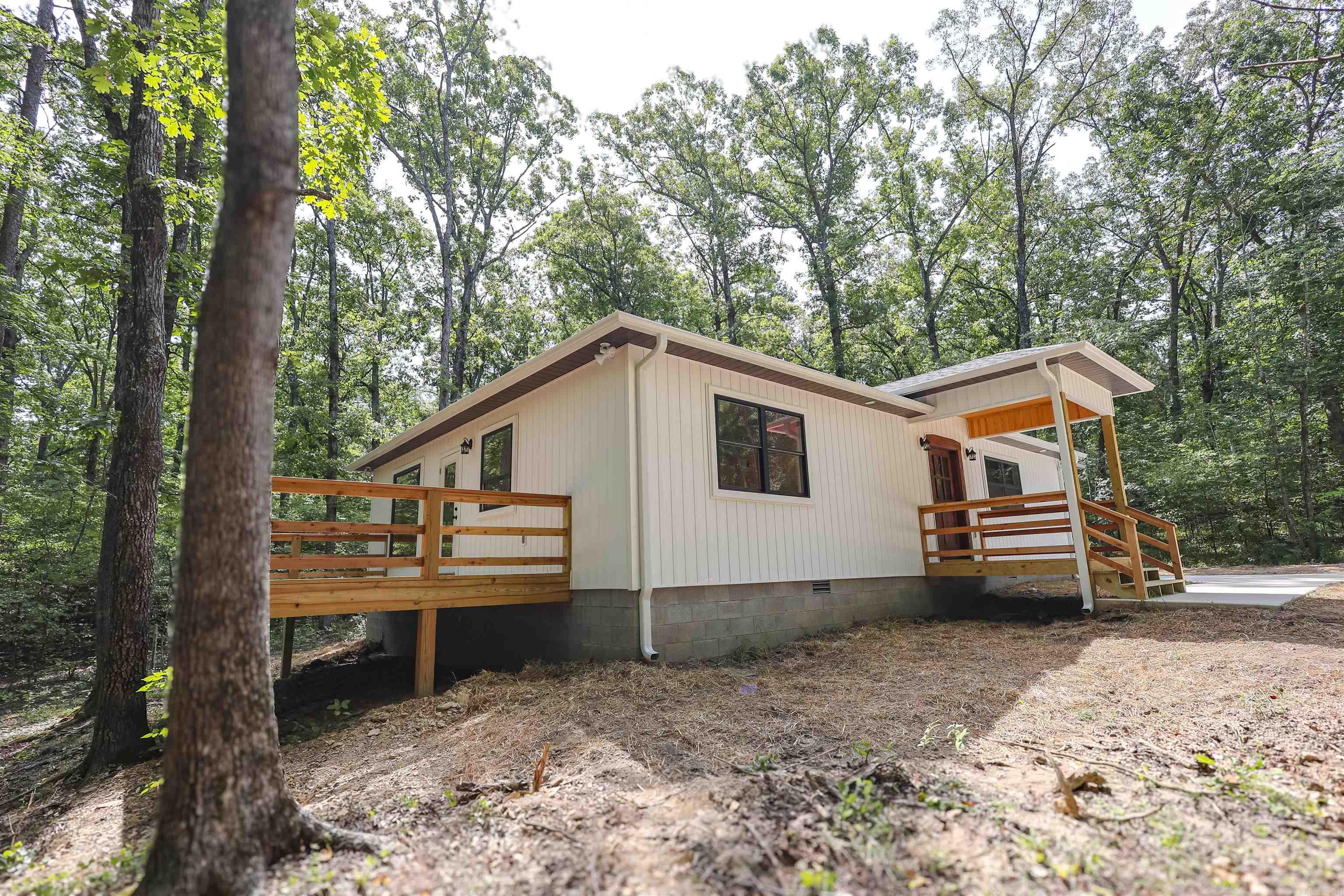 260 Hall  Mount Ida, AR