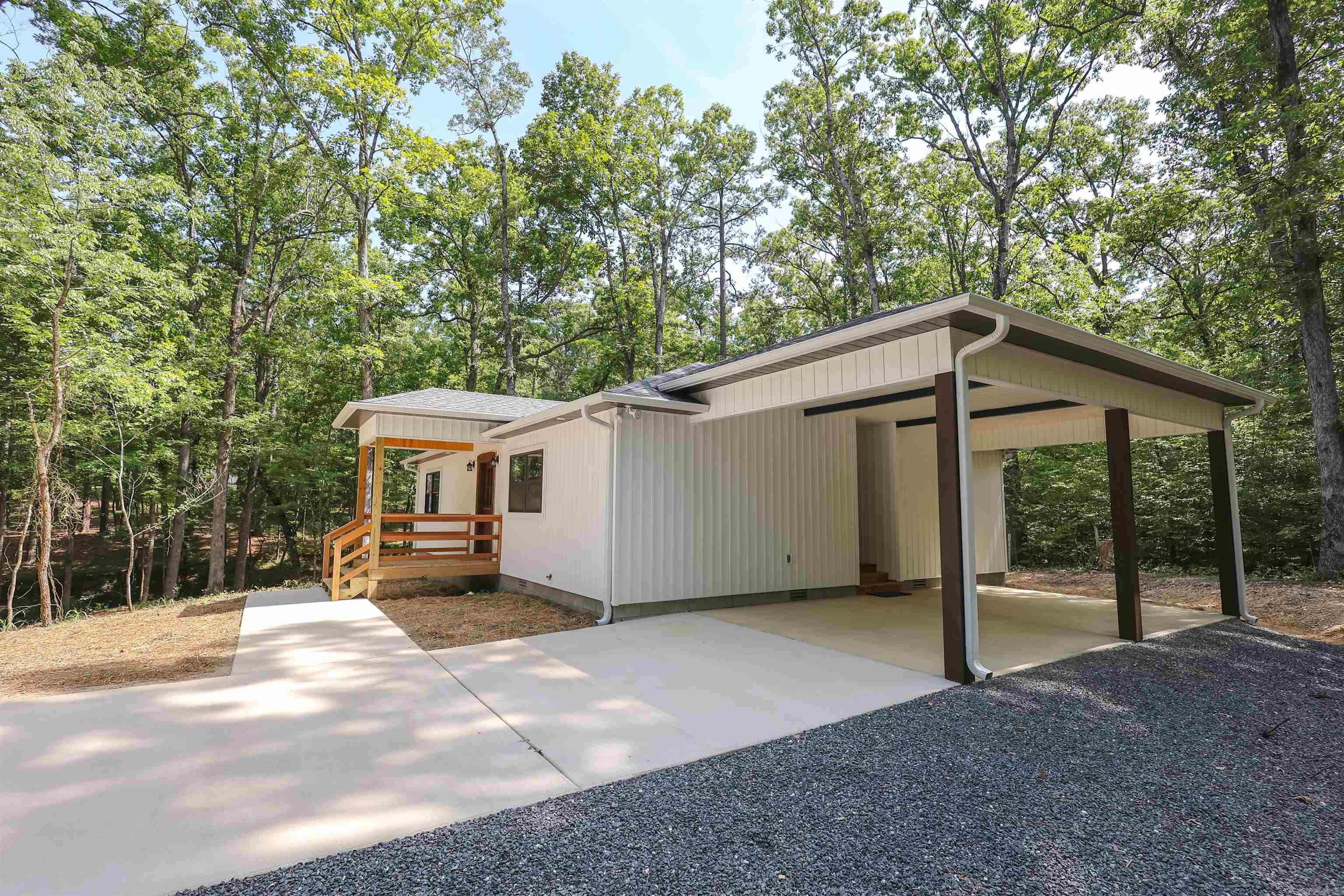 260 Hall  Mount Ida, AR