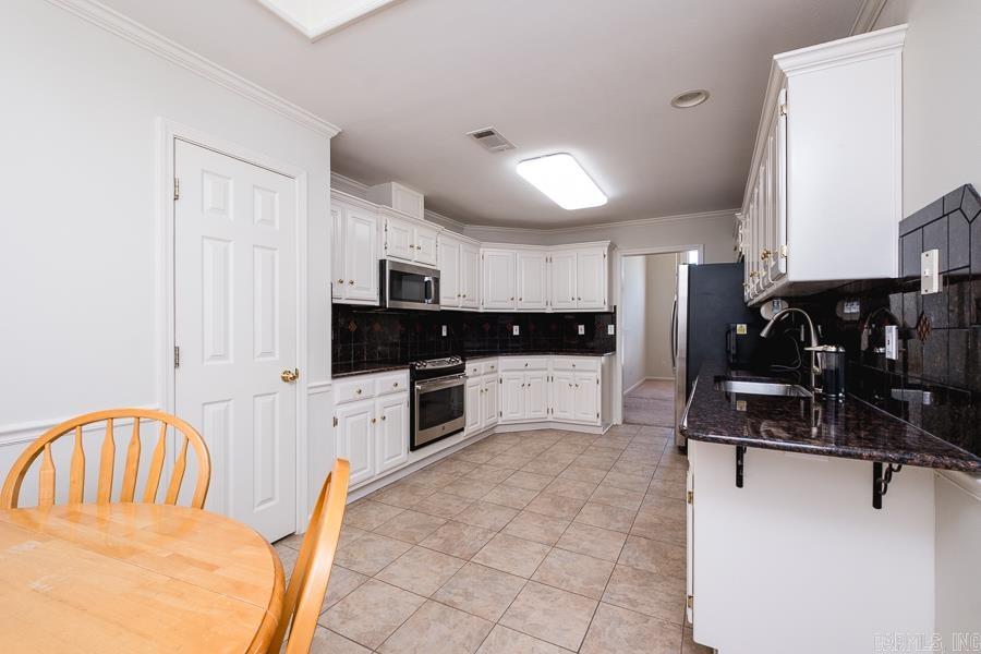 6 Cherryhill Cove  Little Rock, AR