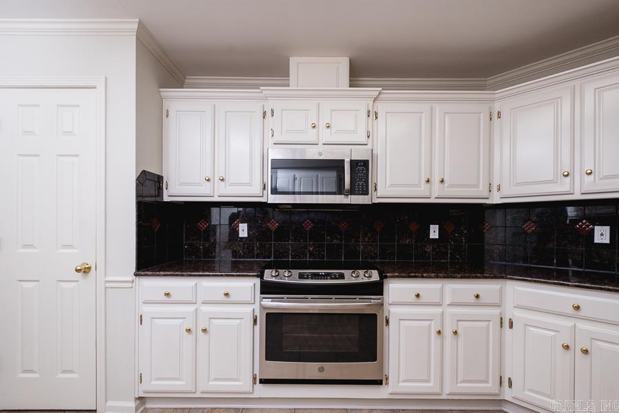 6 Cherryhill Cove  Little Rock, AR