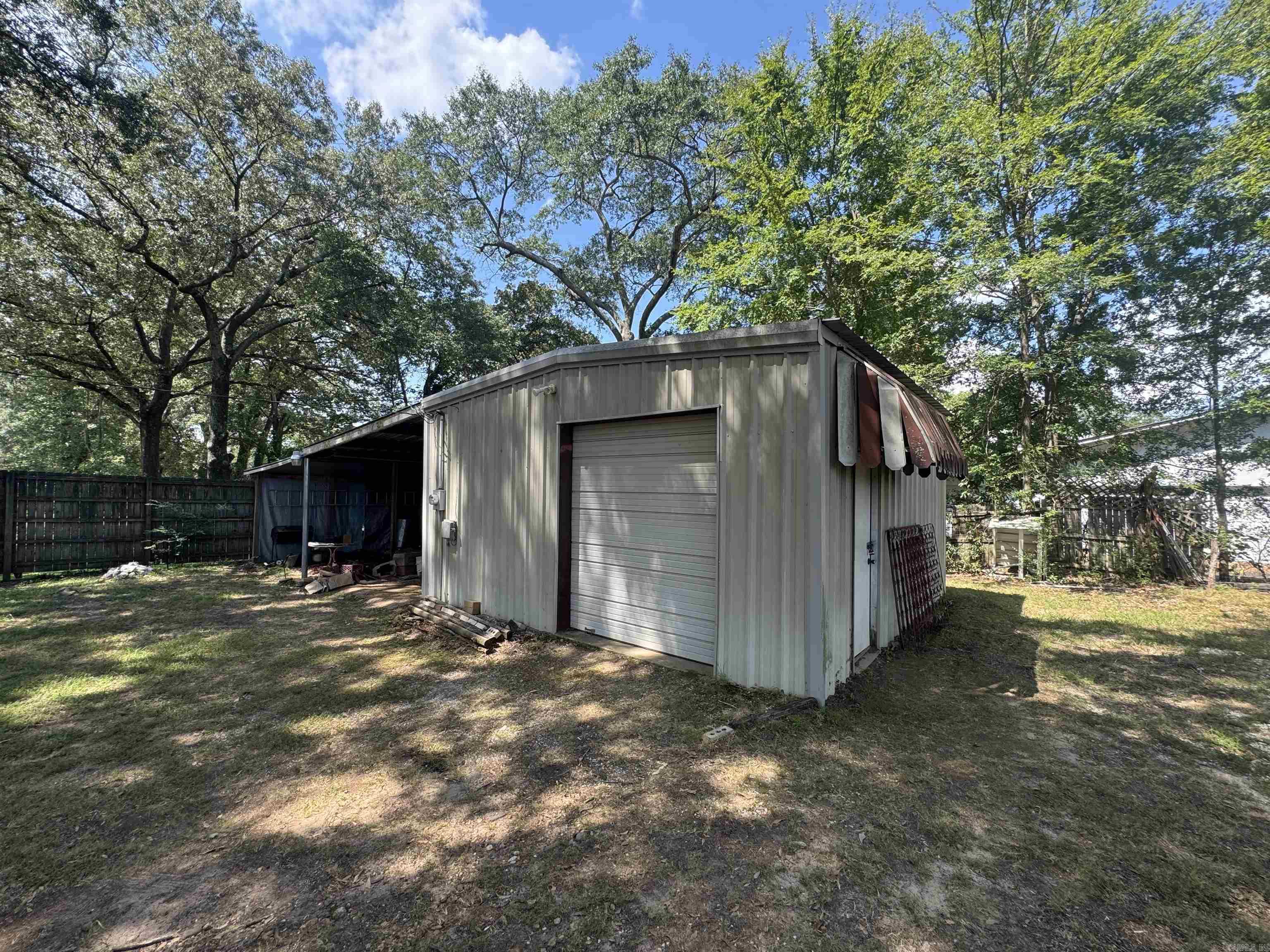 1607 E Page  Malvern, AR