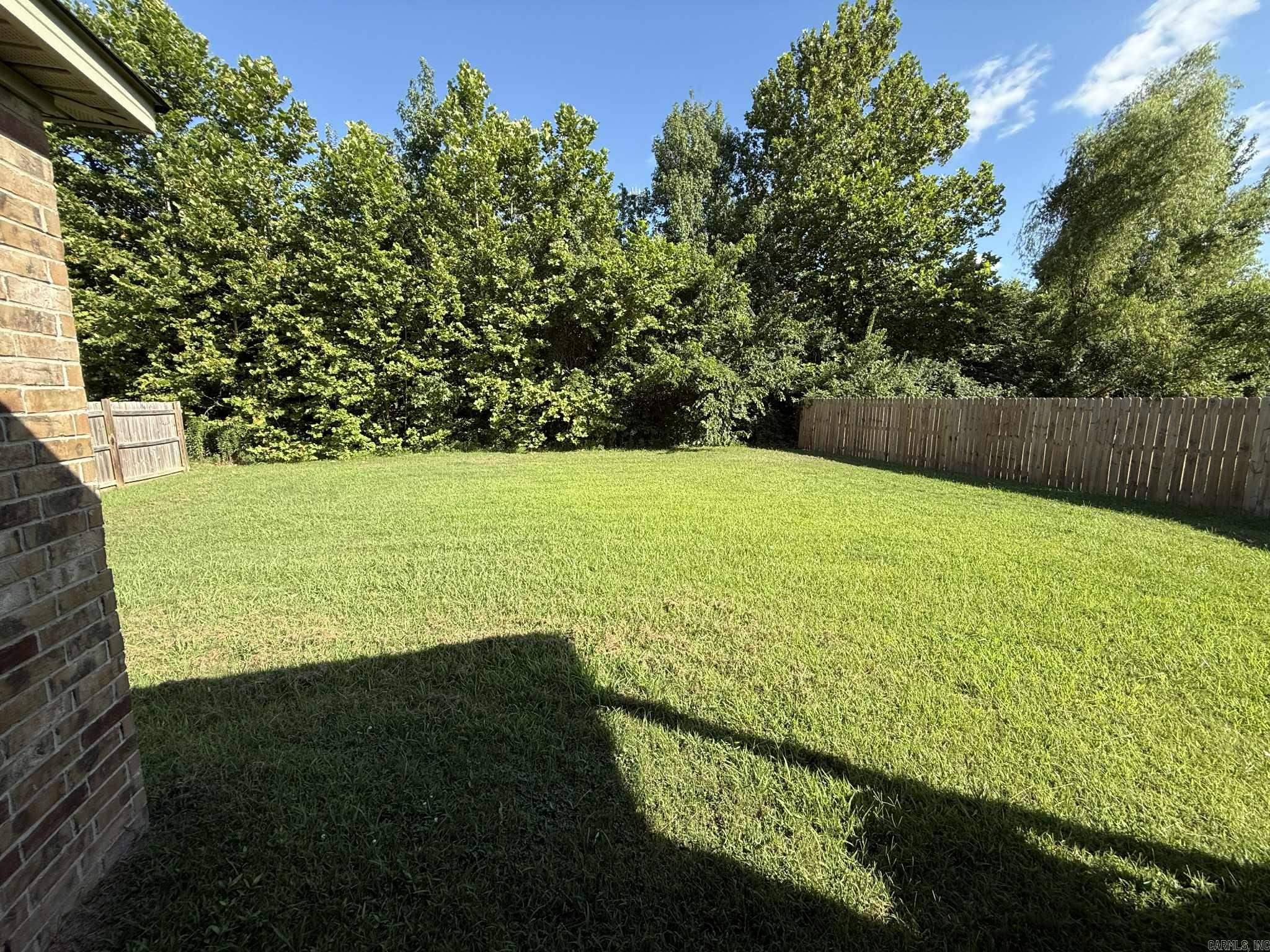 6433 WHITE OAK DR  North Little Rock, AR
