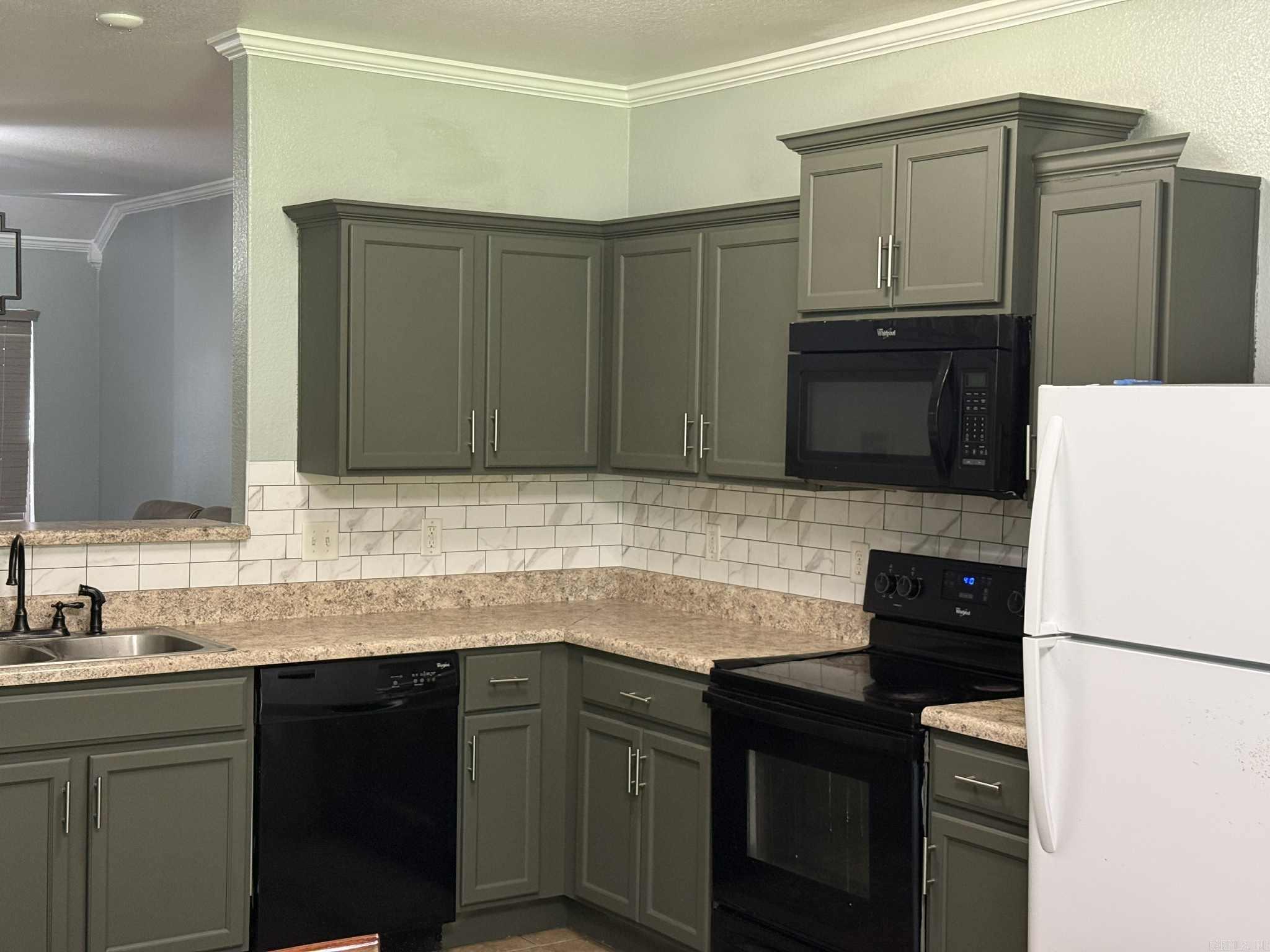 6433 WHITE OAK DR  North Little Rock, AR