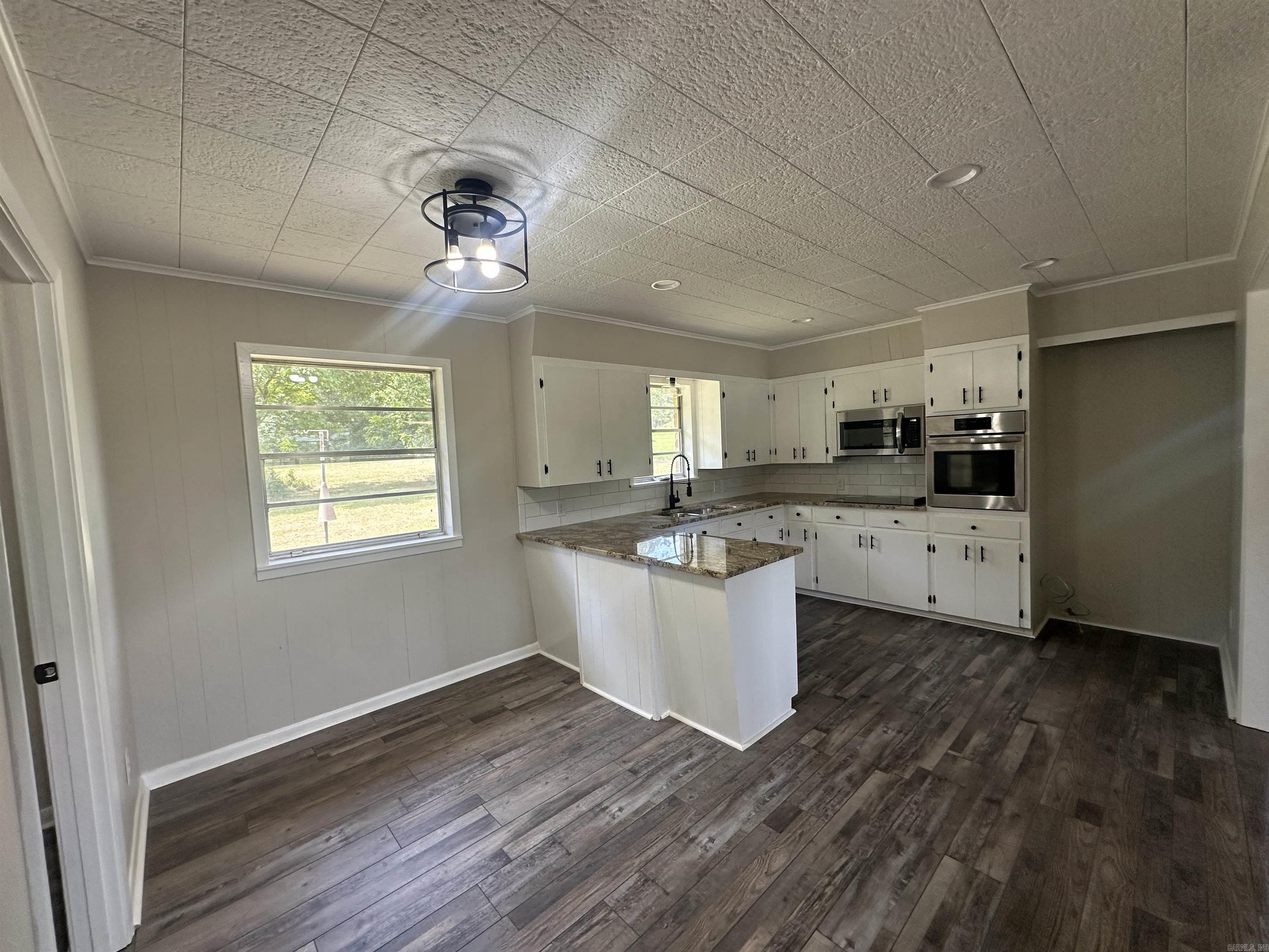 2363 W 77  Atlanta, TX