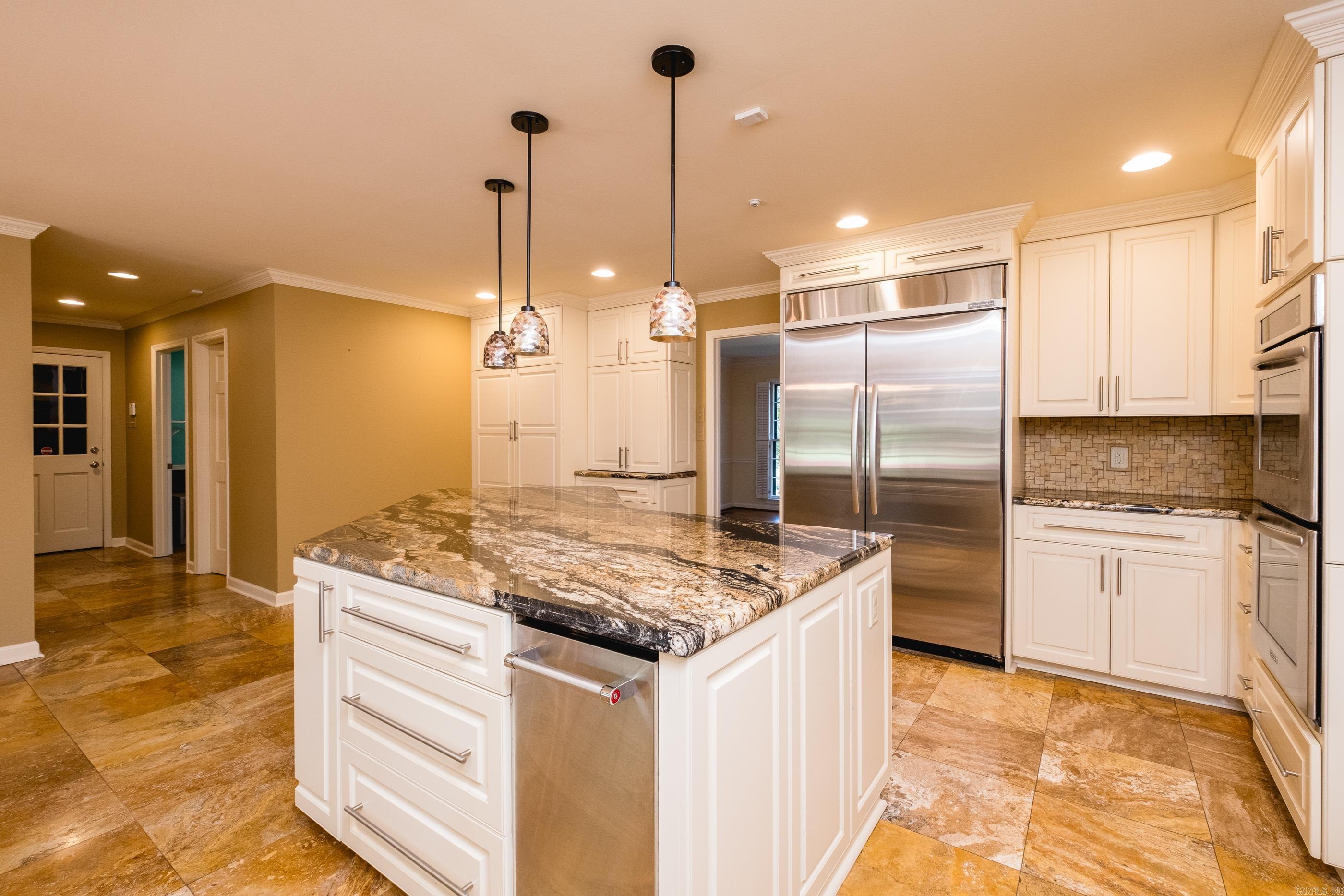 72 Robinwood  Little Rock, AR