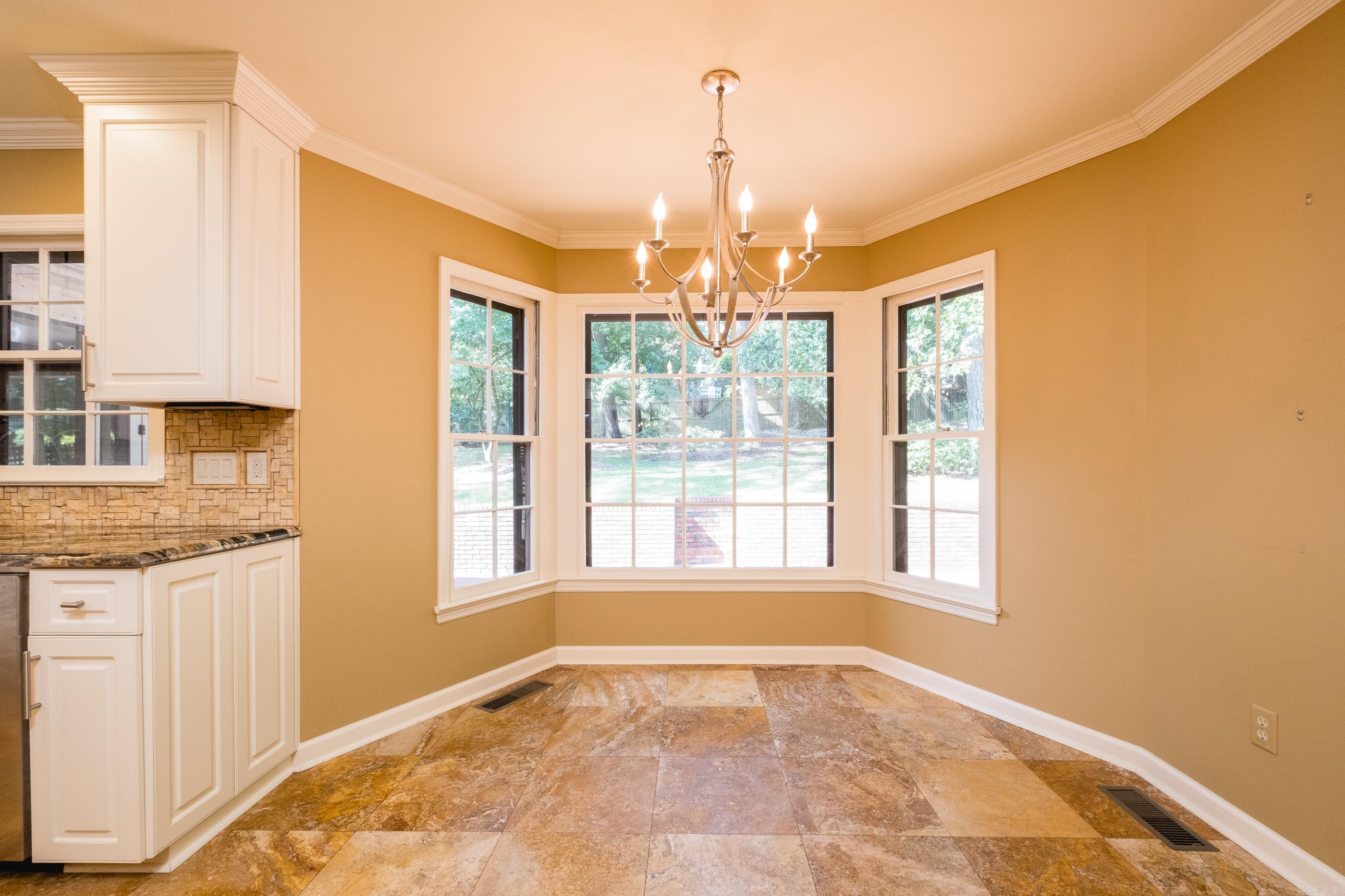 72 Robinwood  Little Rock, AR