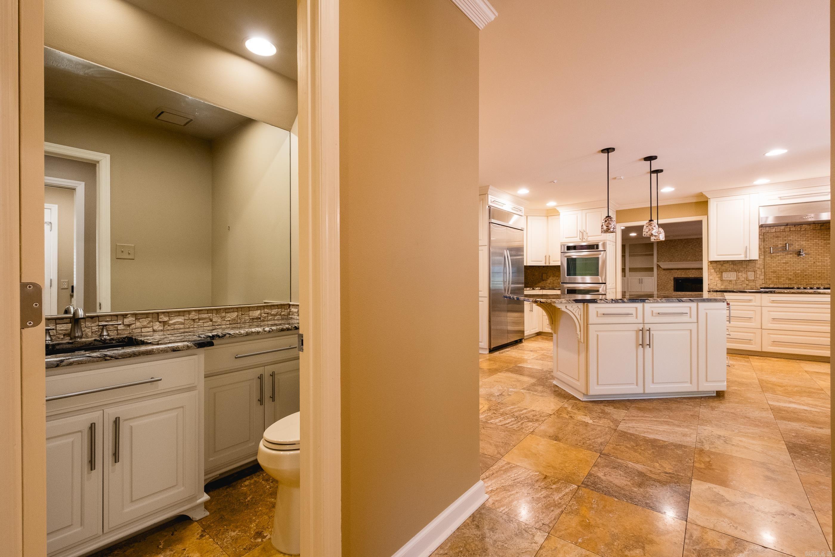 72 Robinwood  Little Rock, AR