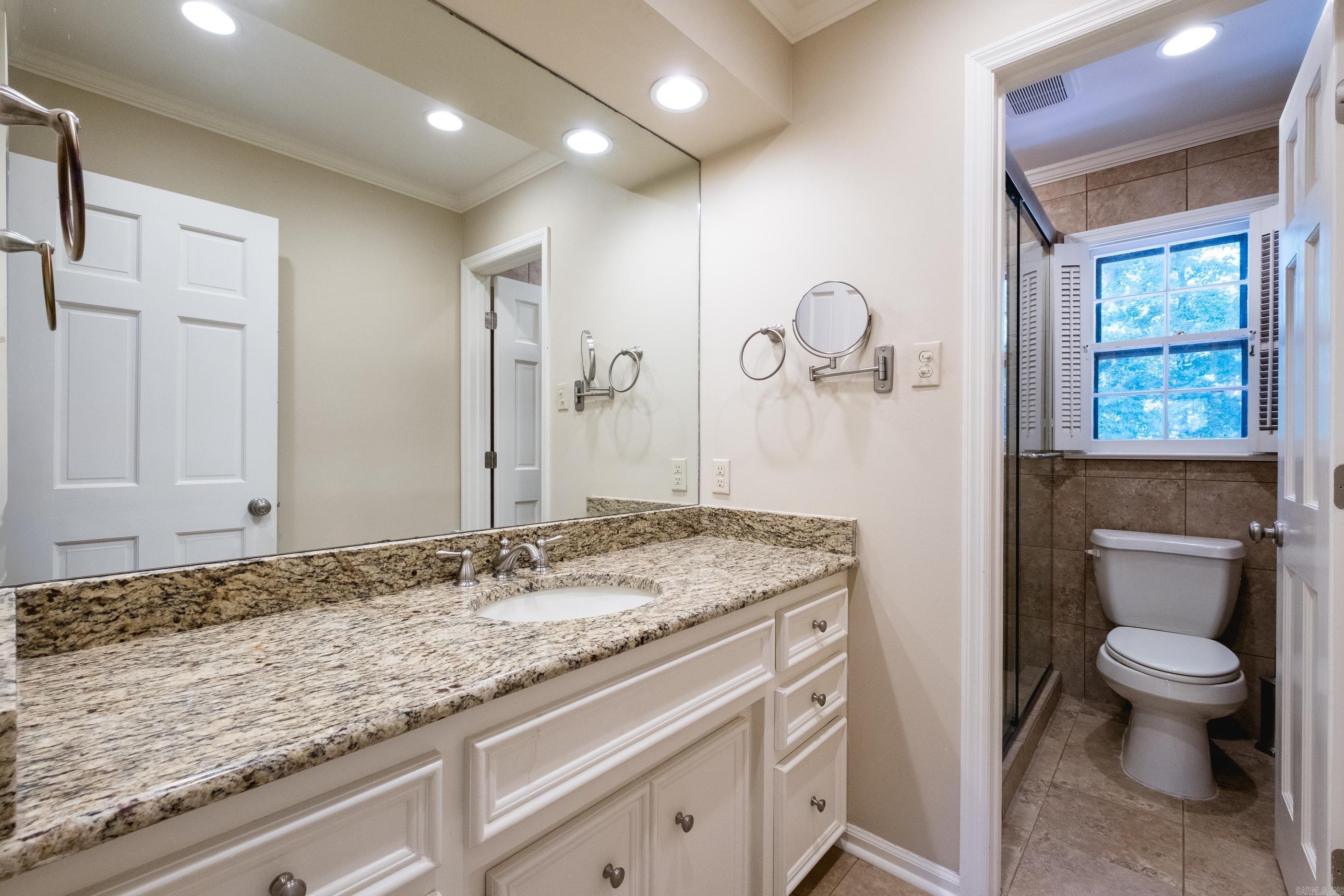 72 Robinwood  Little Rock, AR