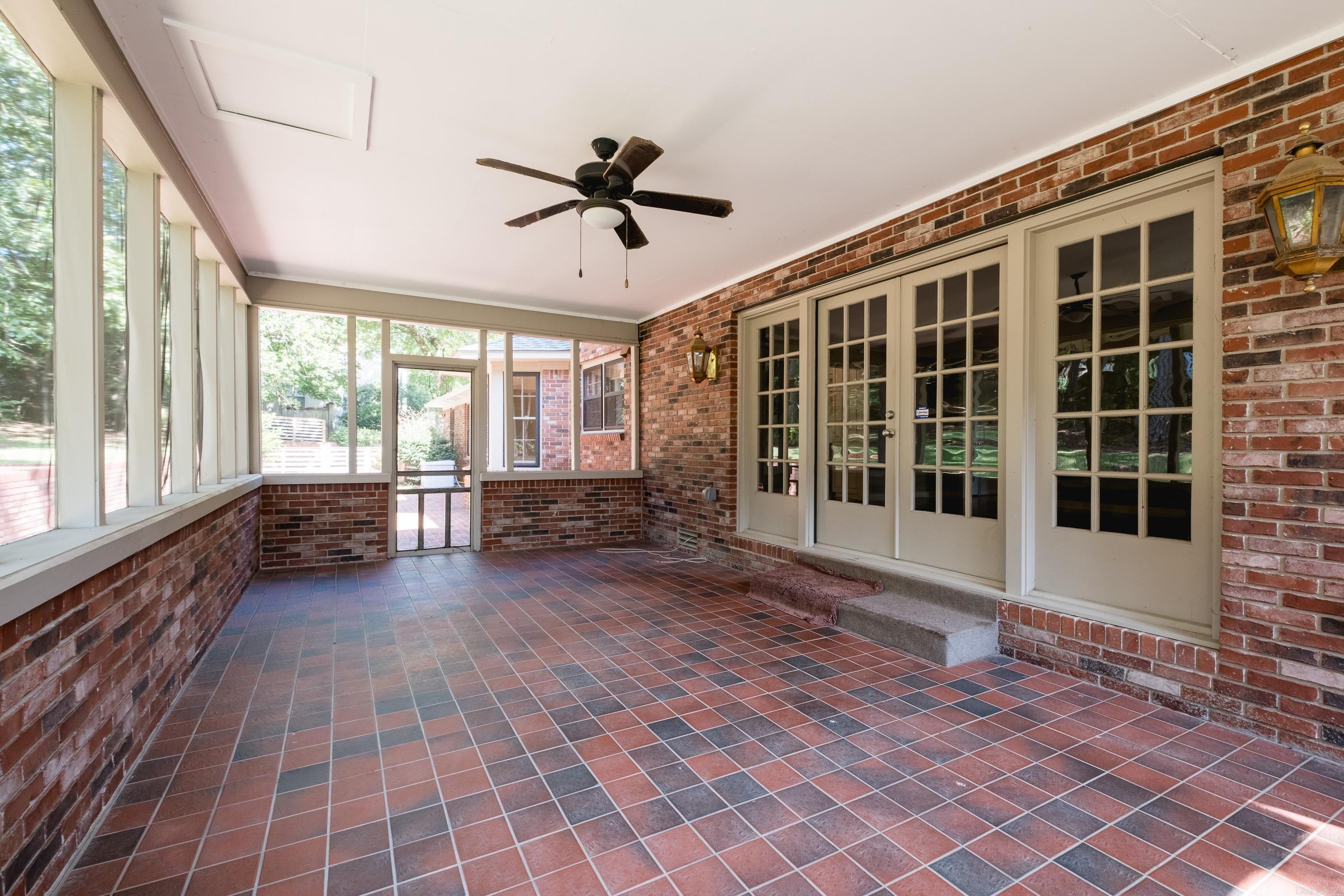 72 Robinwood  Little Rock, AR