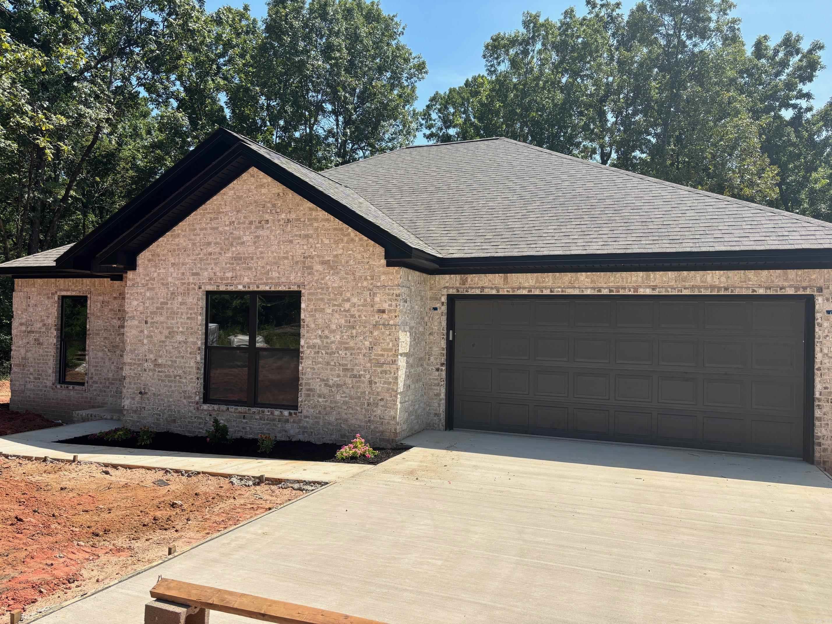 2989 GR 715  Paragould, AR
