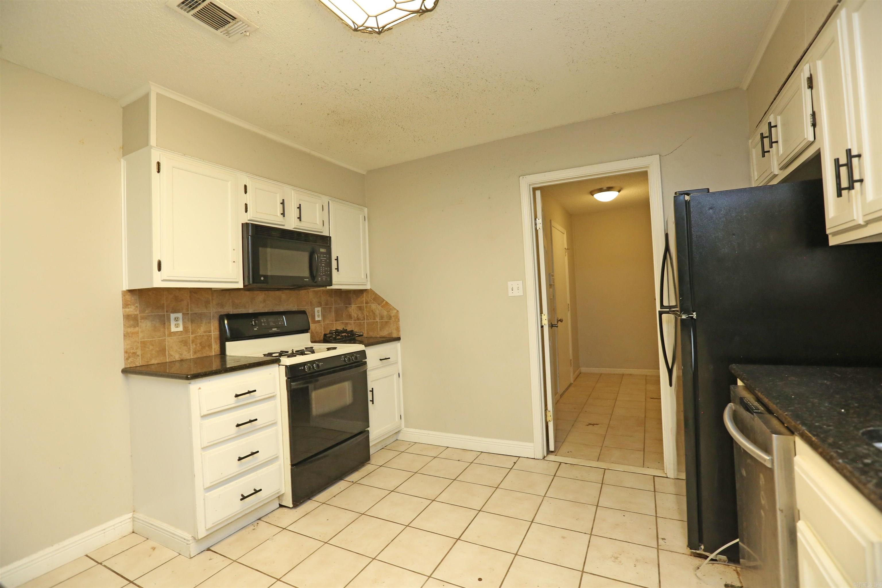 2302 Chelsea Drive  Bryant, AR