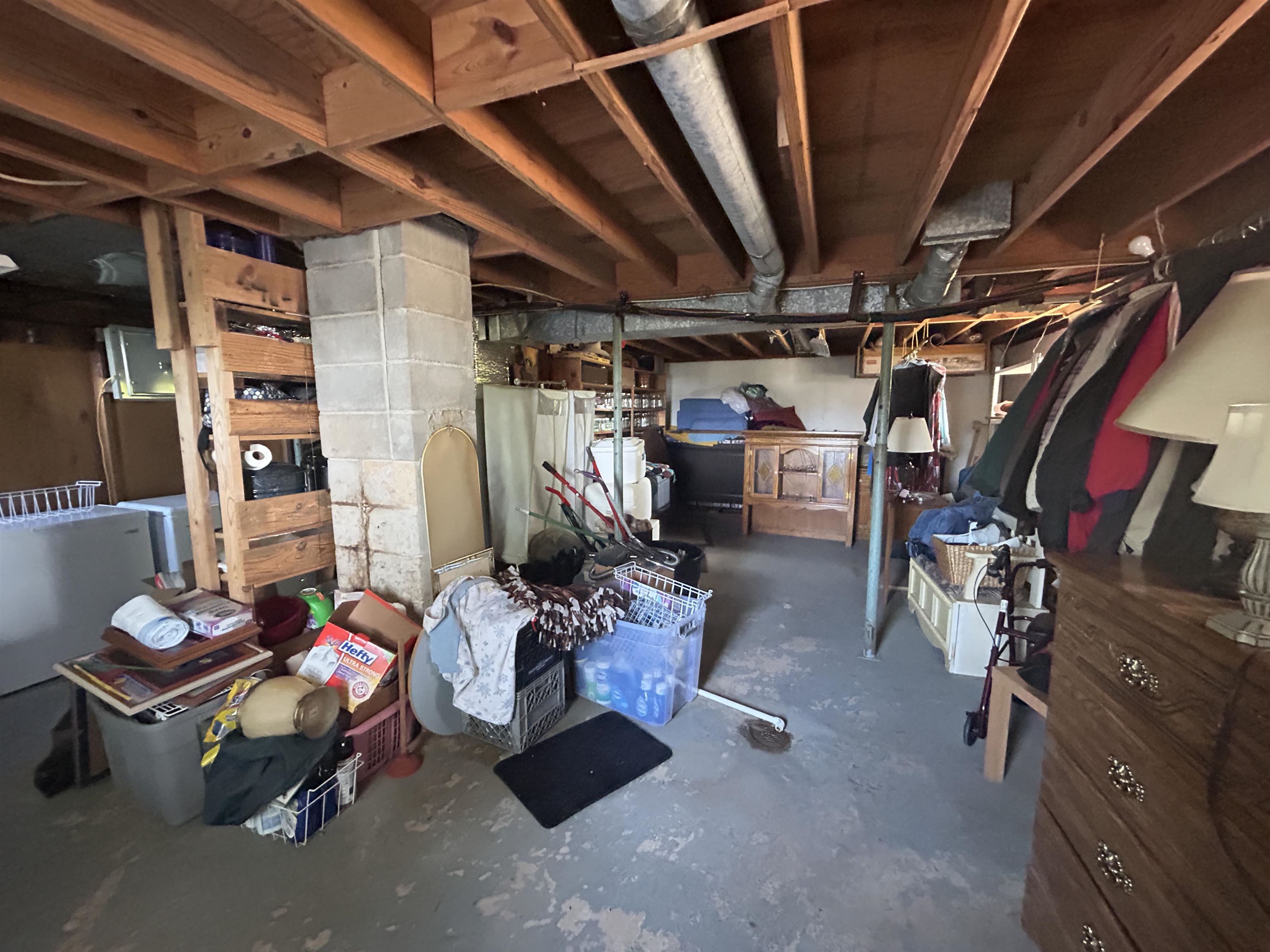 152 E Turkey Pen  Highland, AR