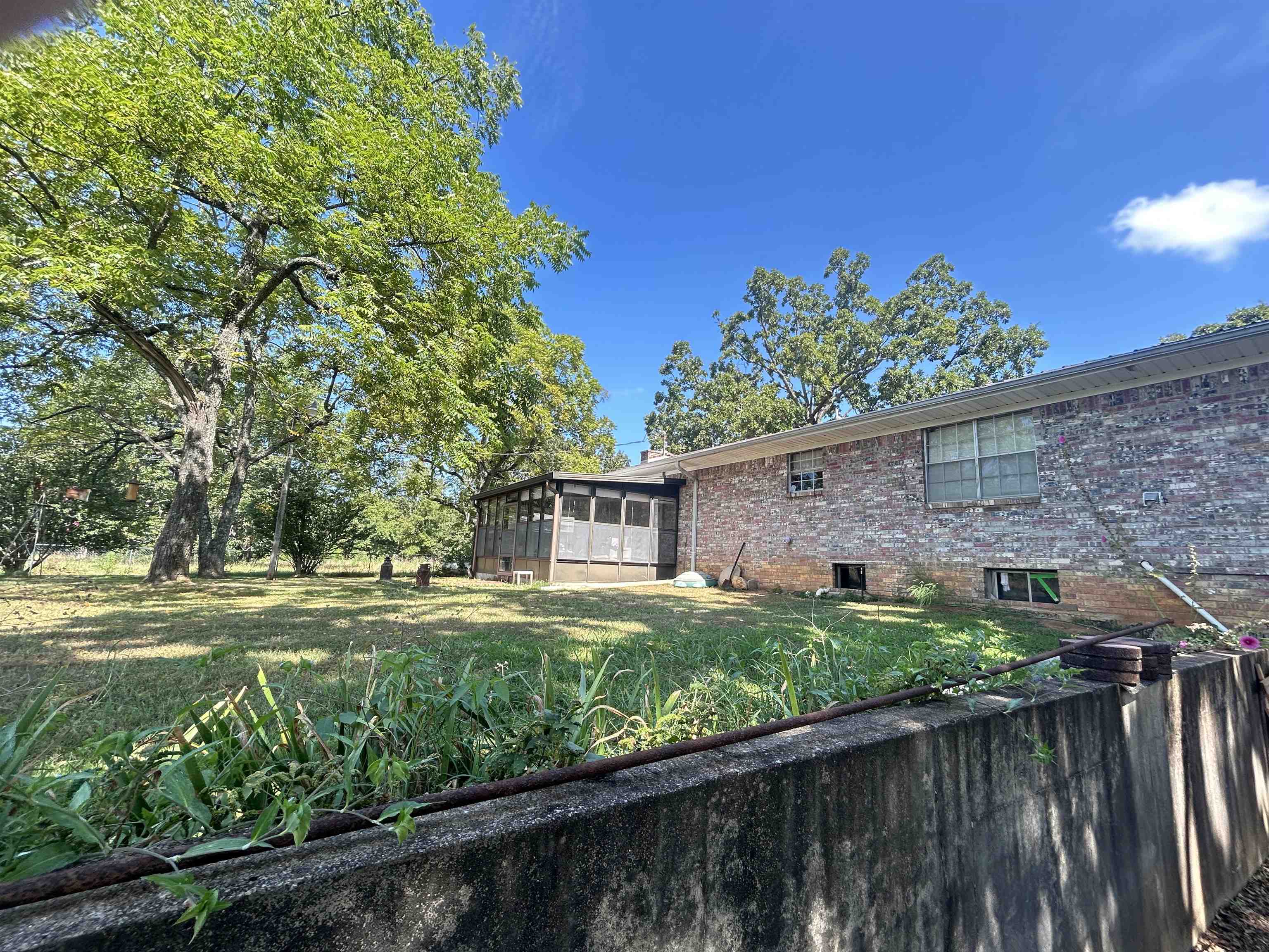 152 E Turkey Pen  Highland, AR