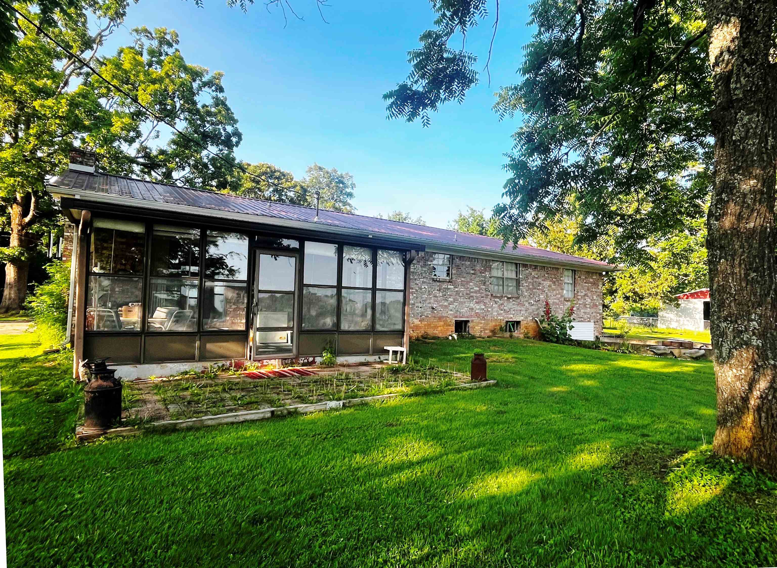 152 E Turkey Pen  Highland, AR