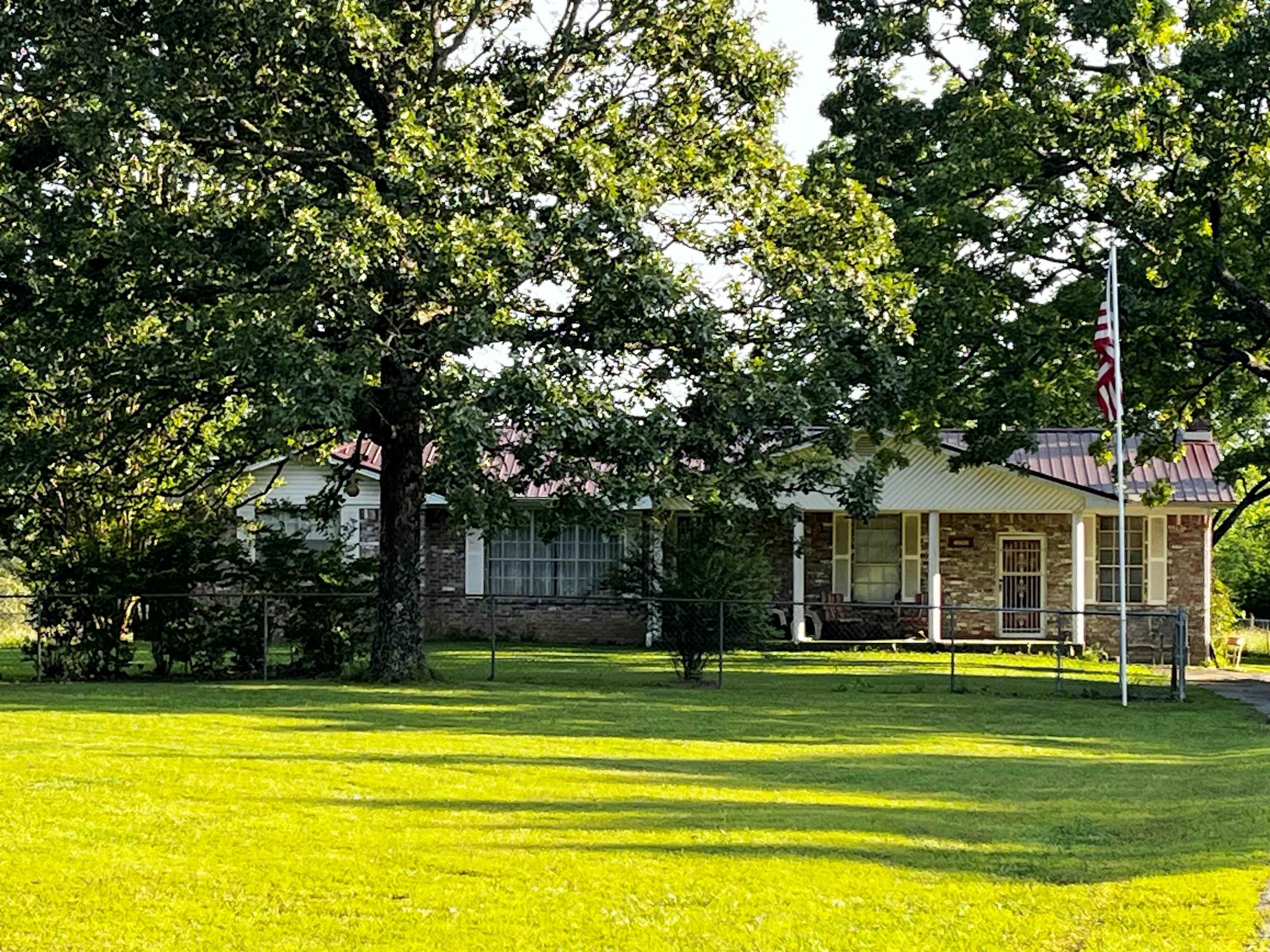 152 E Turkey Pen  Highland, AR