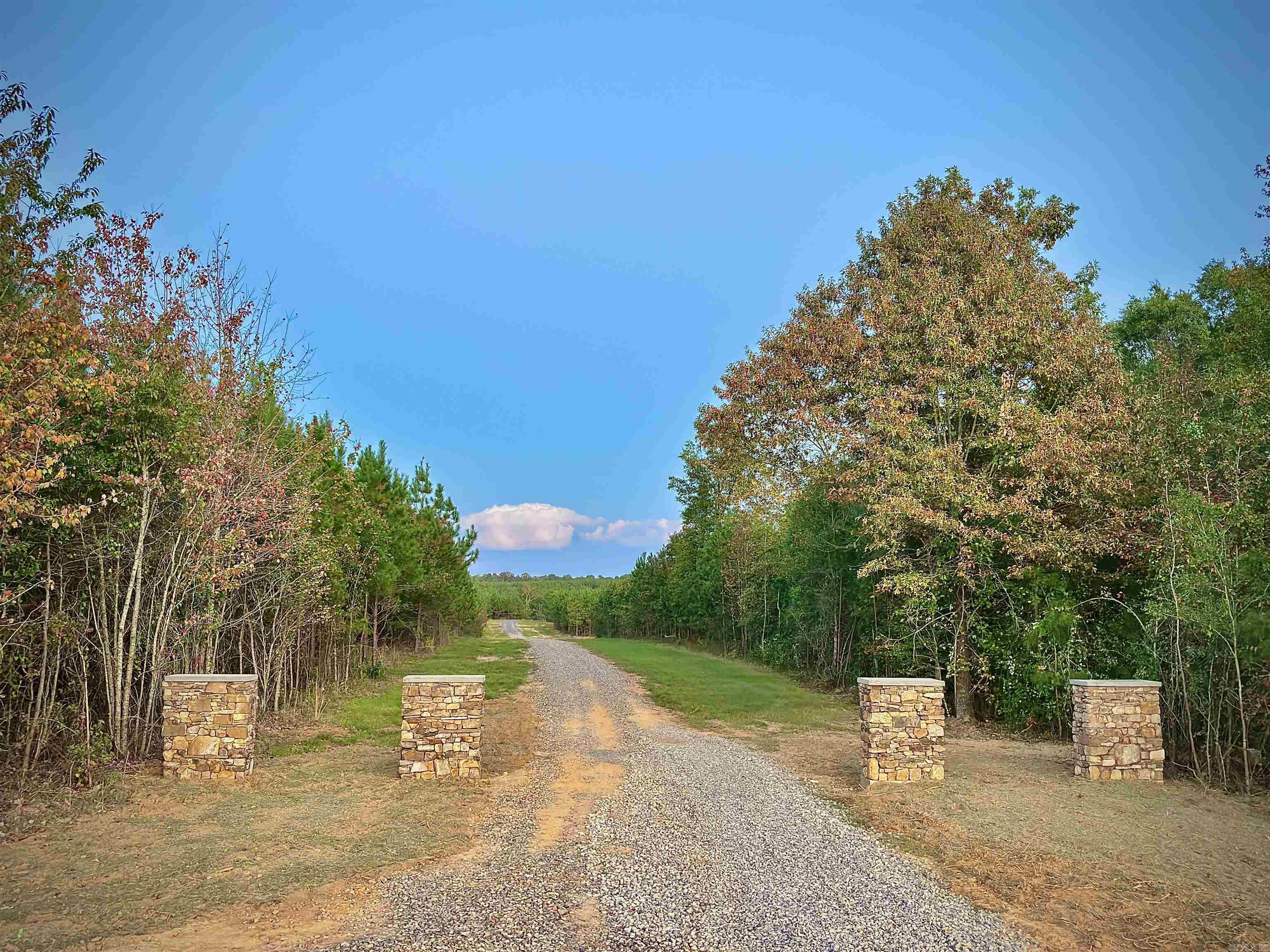 Tract 2B Avalon Lake  Mena, AR