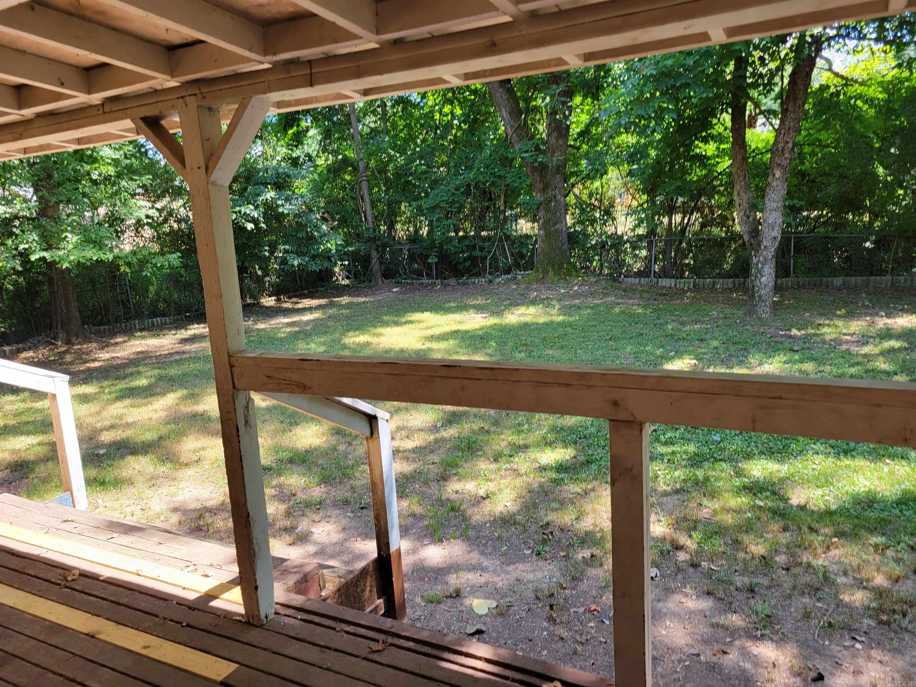 312 E Gum St  Russellville, AR
