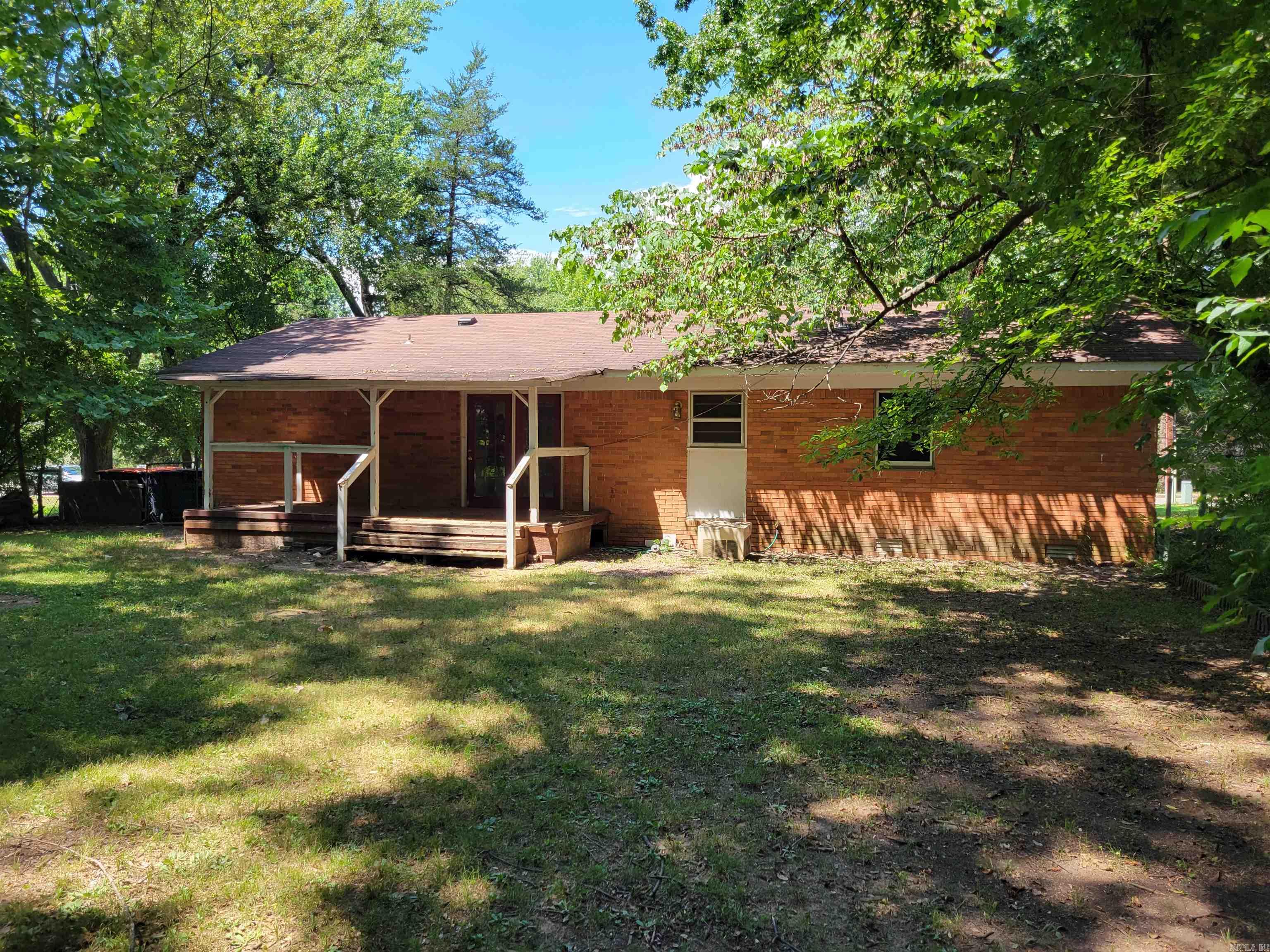 312 E Gum St  Russellville, AR